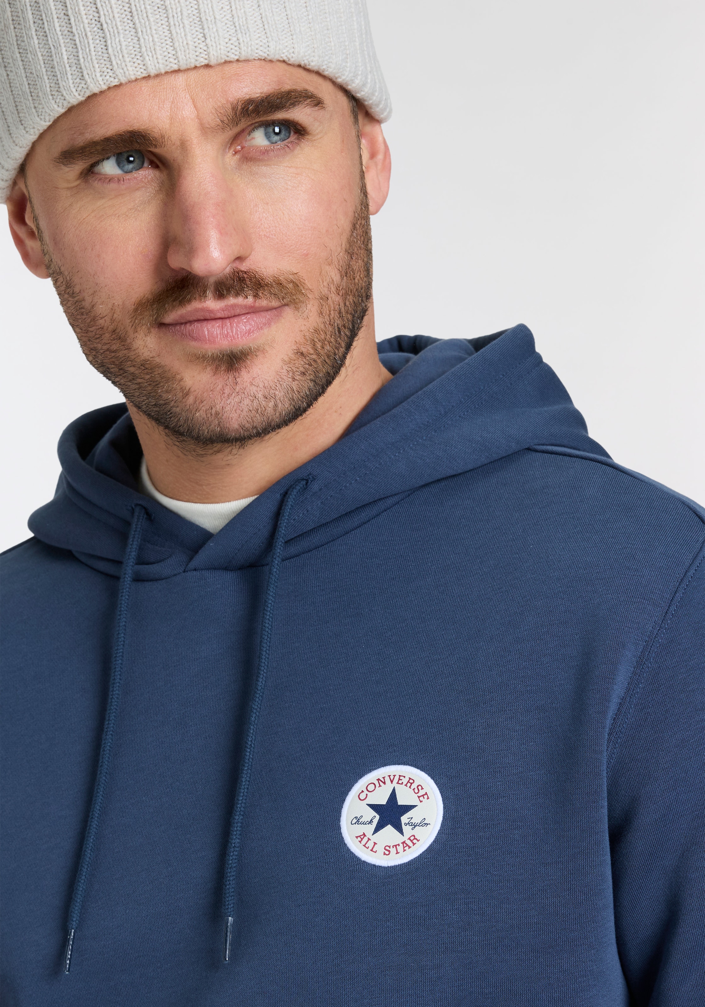 Converse Kapuzensweatshirt »CONVERSE GO-TO CHUCK TAYLOR PATCH HOODIE«, (1 tlg.)