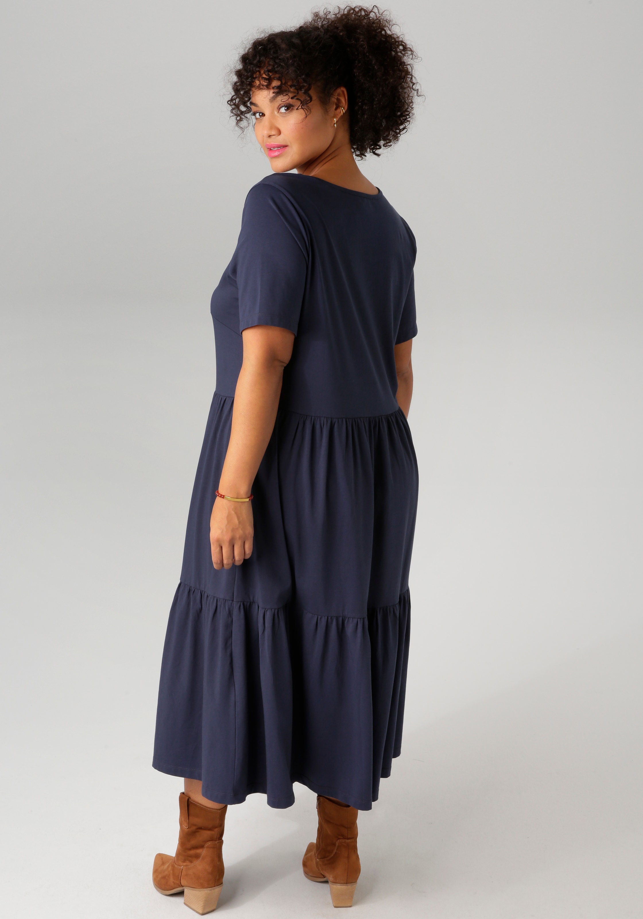 Aniston PLUS Sommerkleid, aus elastischer Jersey-Qualität