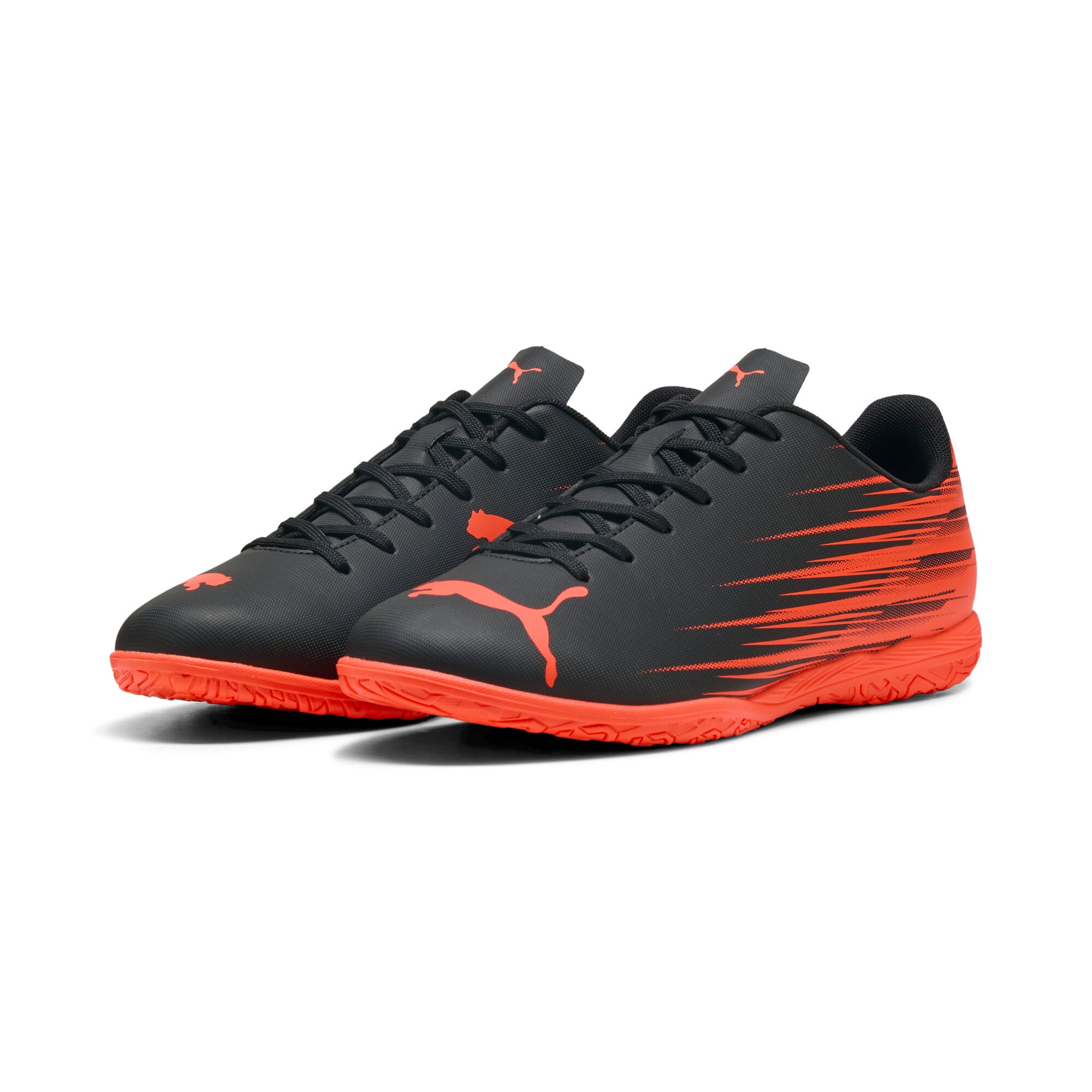 Image of PUMA Fussballschuh "ATTACANTO II IT" für Hallen- und Strassenbeläge, mit weichem Synthetik-Obermaterial
