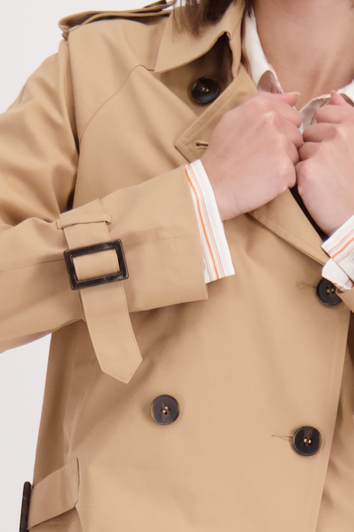 Monari Kurzjacke »Trench kurz« ohne Kapuze Regular fit mit stilvollen Knöpfen