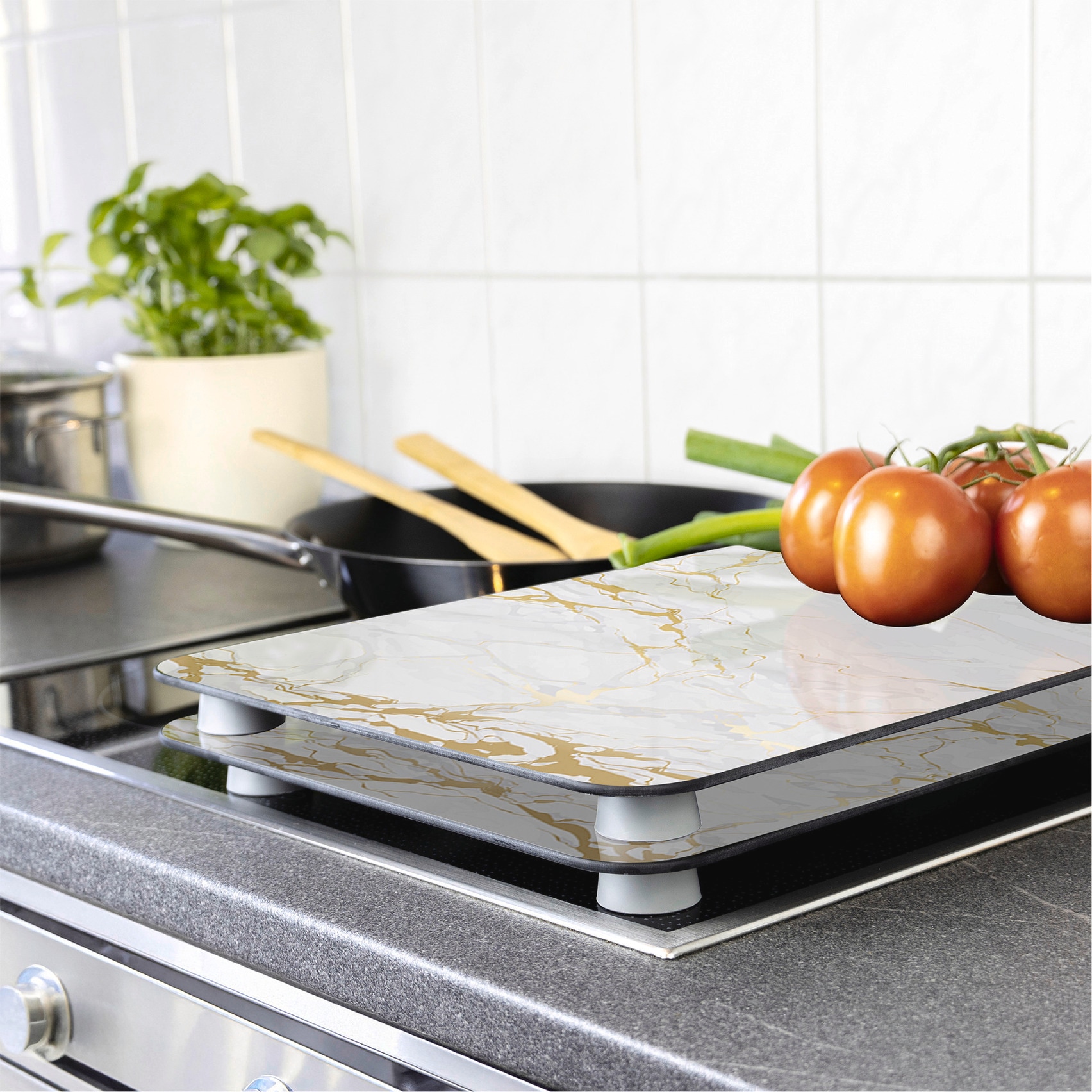 WENKO Herd-Abdeckplatte »Universal Modell Marmor Goldfarben«, (Set, 2 tlg.), Herdabdeckung für alle Herdarten, kratzfest, mit rutschfesten Füssen