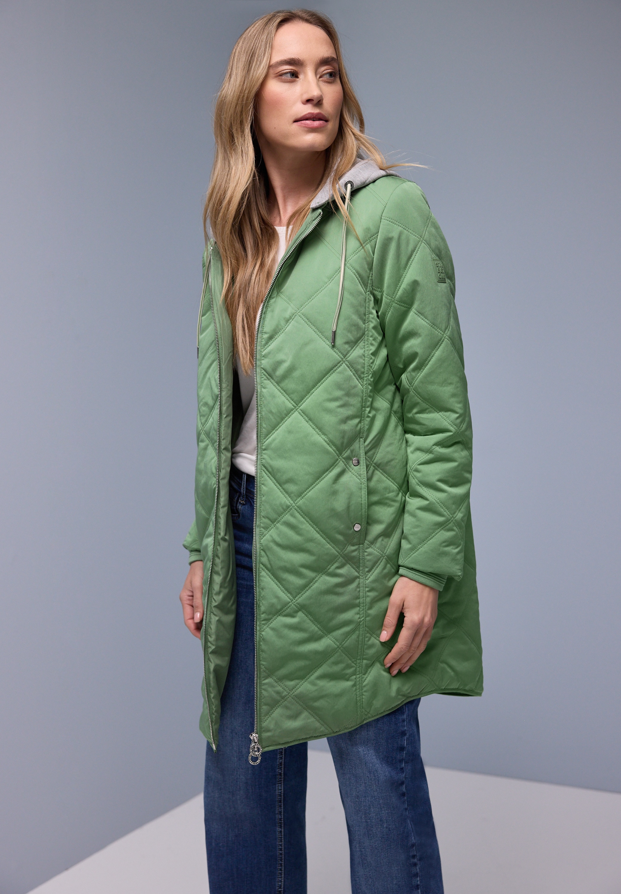 Image of STREET ONE Steppjacke mit Kapuze mit abnehmbarer Jersey-Kapuze