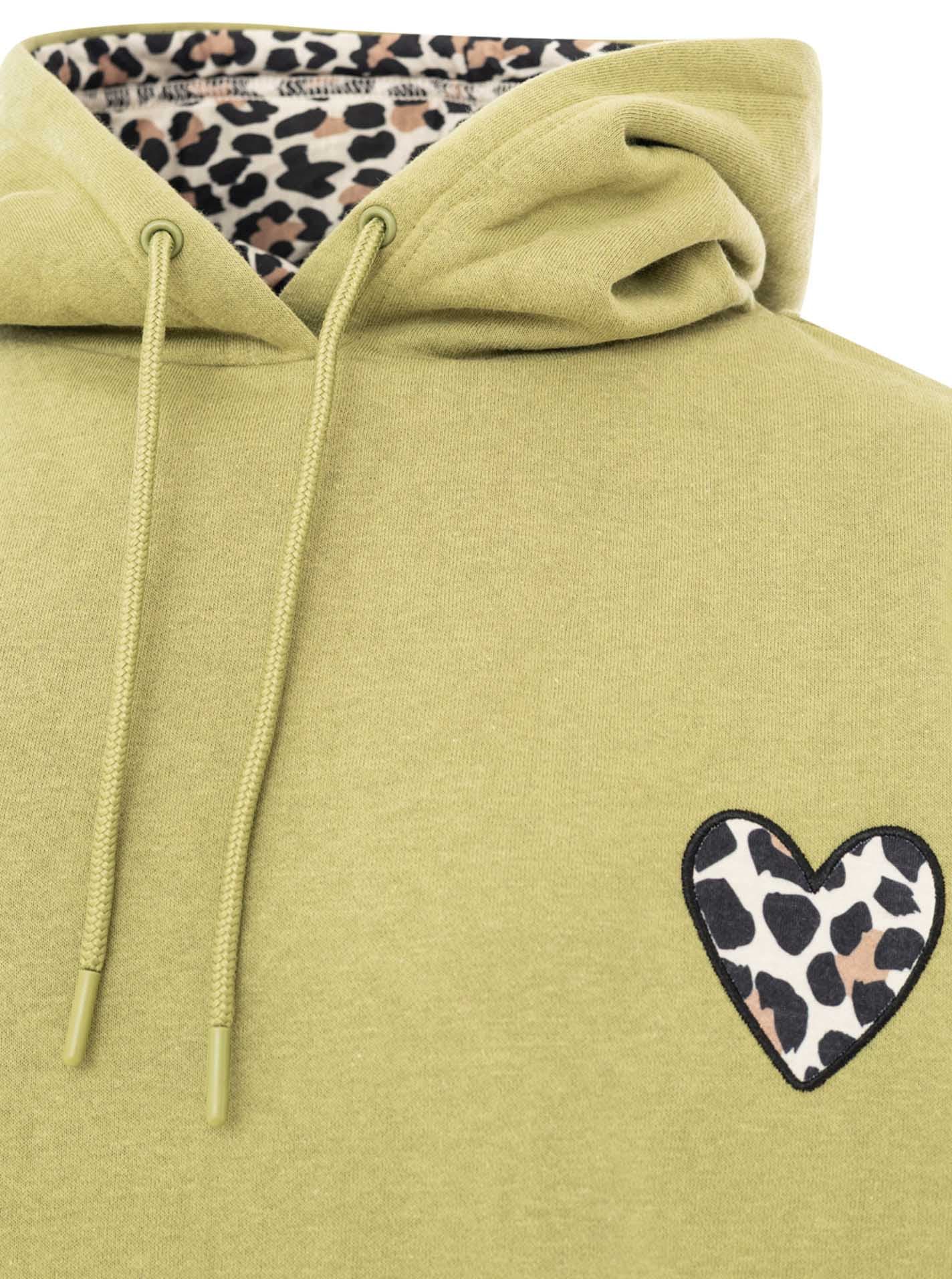 Zwillingsherz Hoodie »"Leo Herz"«, Oversized , Kapuzenfutter und aufgesticktes Herz in Leomuster
