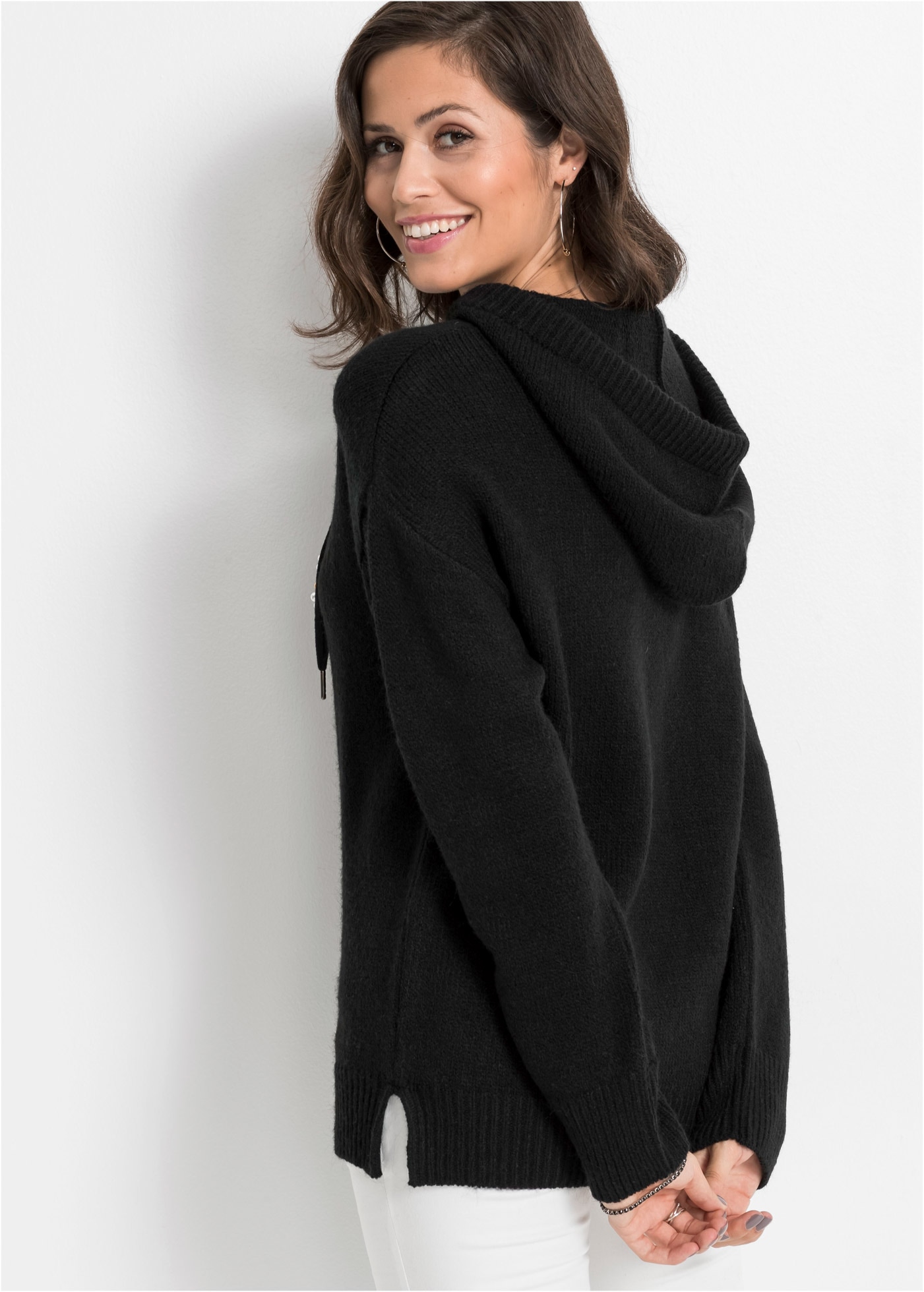 bonprix Pull à capuche »Oversize-Pullover« aus Polyacryl, Polyamid und Polyester, mit Kapuze, Oversize-Design