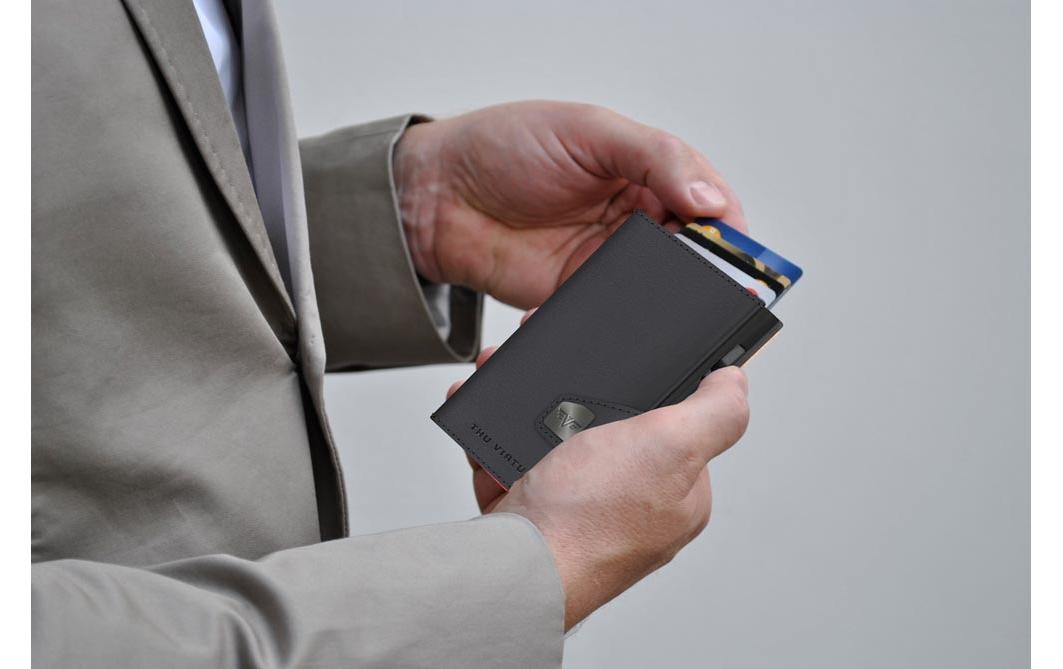 Geldbörse »TRU VIRTU Click & Slide Wallet vegan, Bio Apple Black«
