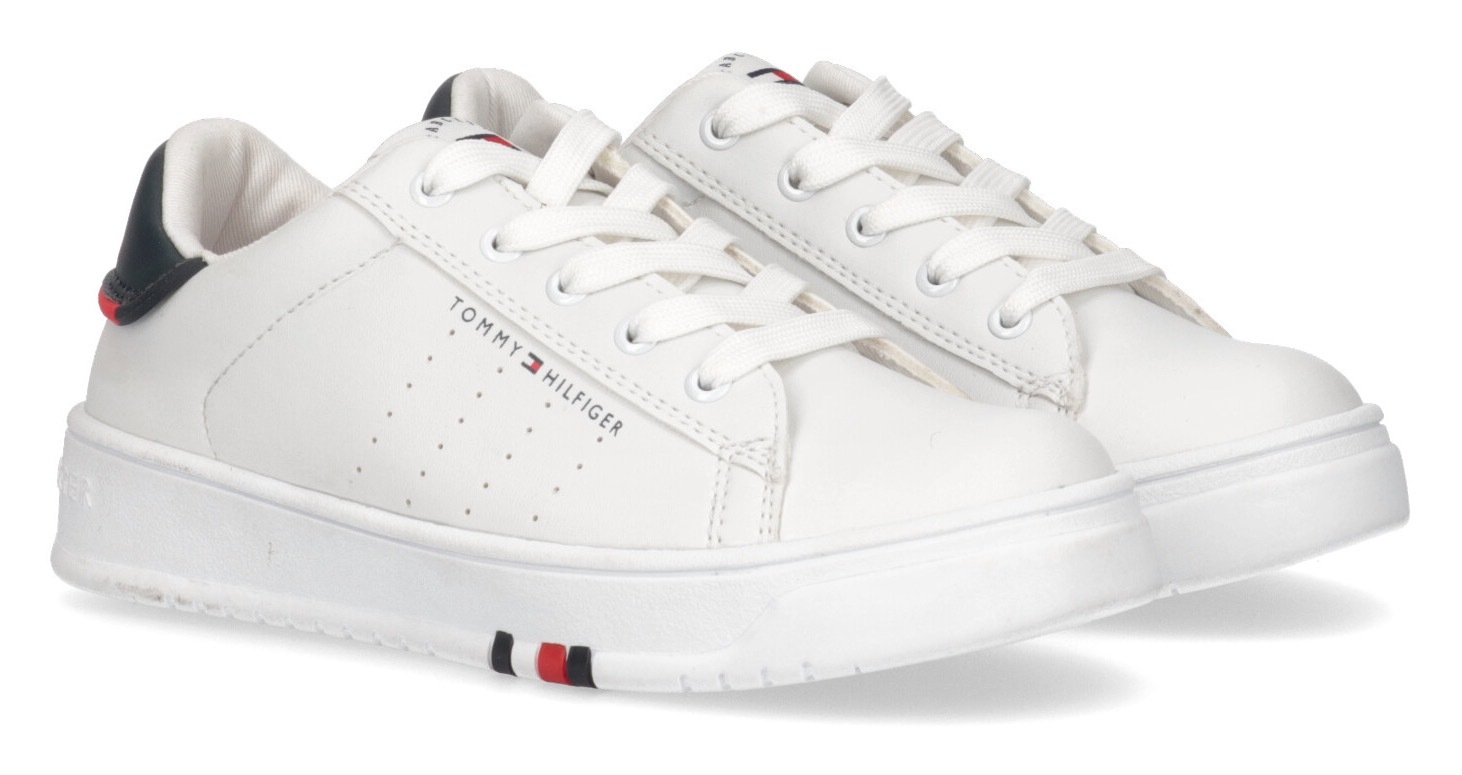Image of Tommy Hilfiger Sneaker »LOW CUT LACE-UP SNEAKER«, mit Kontrastbesatz an der Ferse bei Ackermann Versand Schweiz