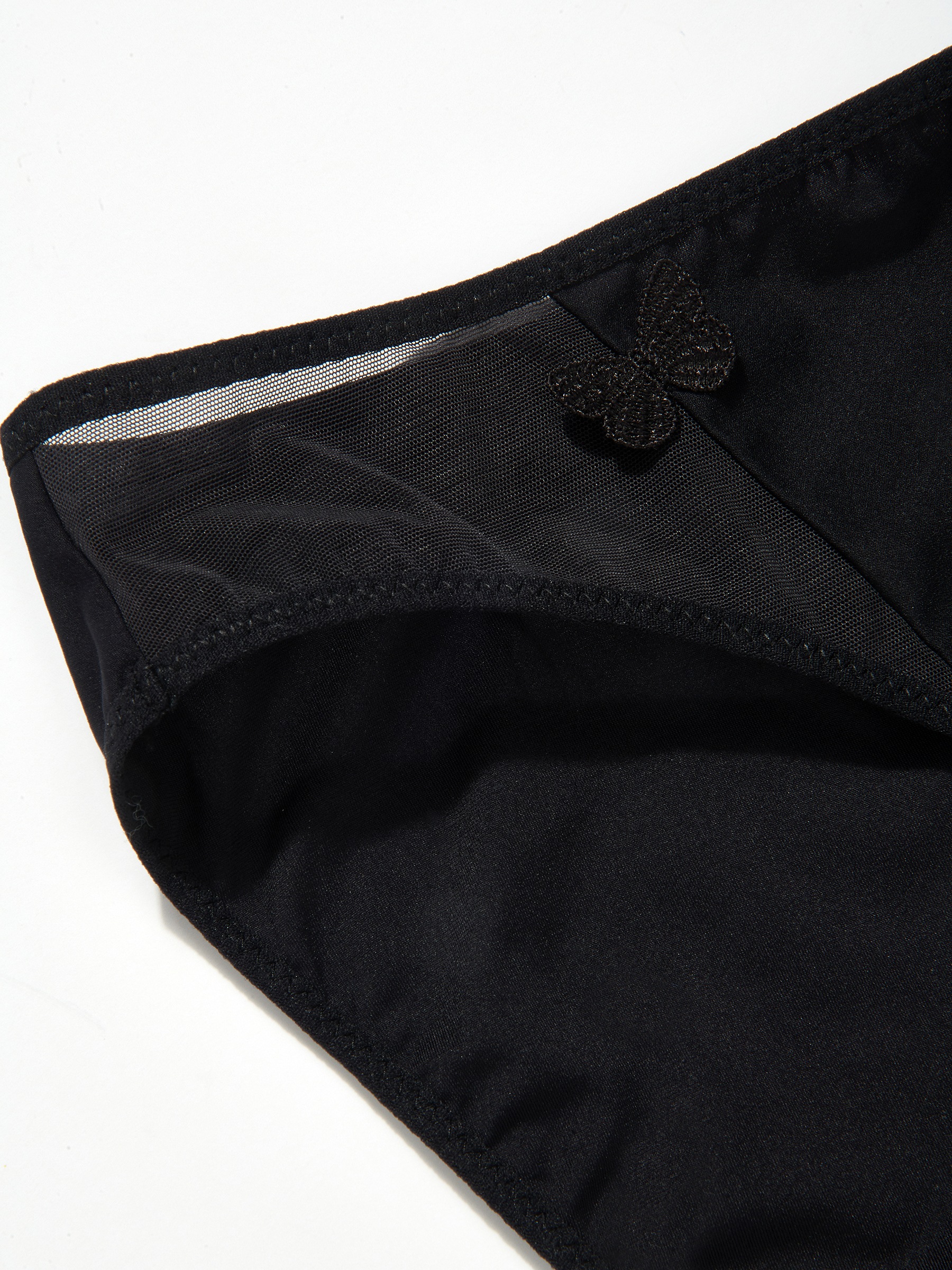 PASSIONATA Slip »MISS JOY« motif papillon, empiècements en tulle latéraux, ceinture élastique
