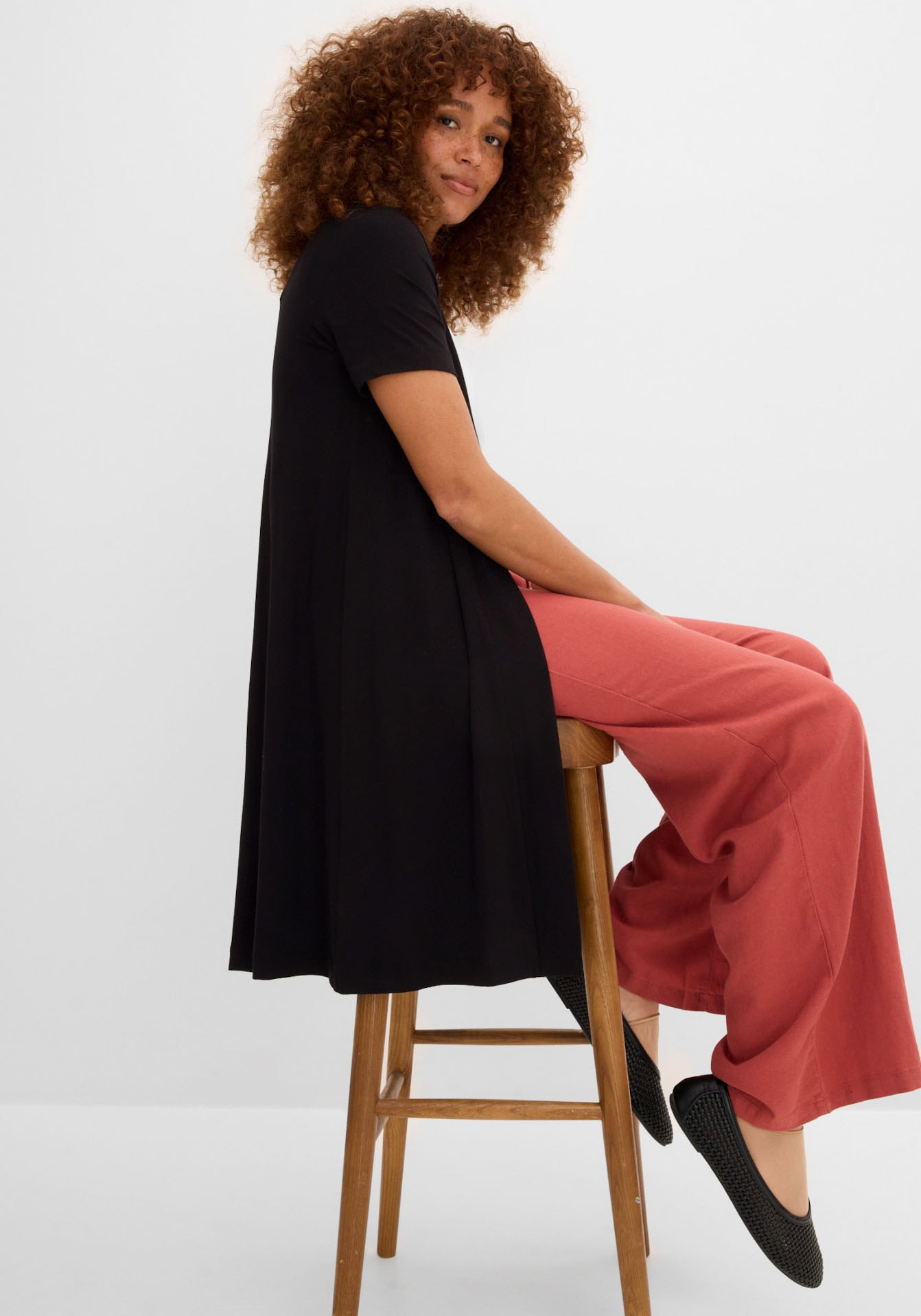bonprix Shirtjacke »Shirtjacke aus softer Viskose« lockere Passform, Kurzarm-Design, für vielseitige Anlässe