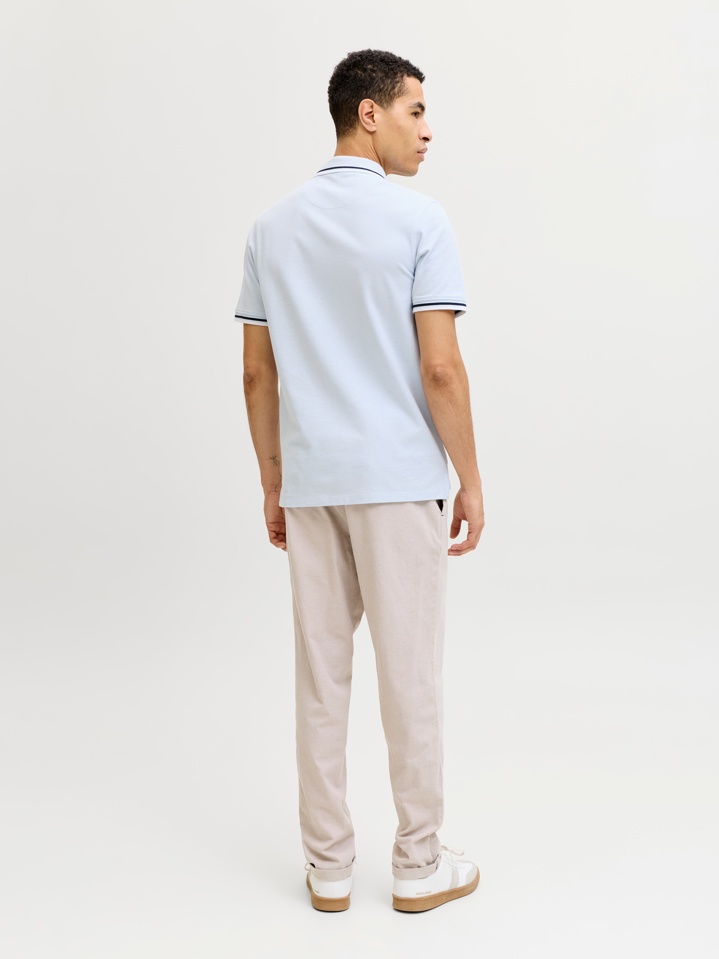 Jack & Jones Polo »JJEPAULOS im Doppelpack mit Logostickerei und Komfort« Paquet, pack de 2, 2 pièces uni avec insert de couleur, à la mode, slim, coton, col polo