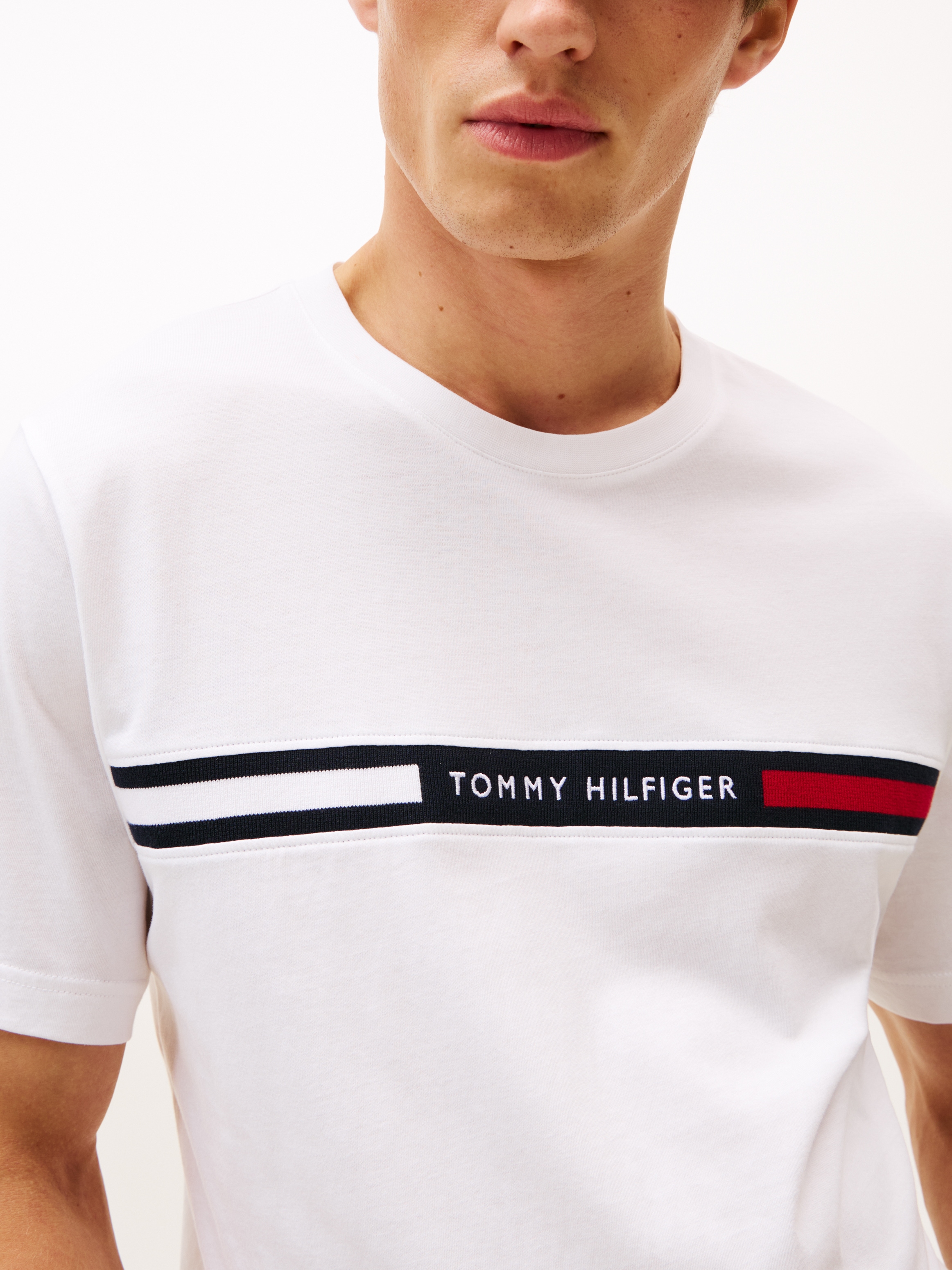 Tommy Hilfiger T-shirt »HILFIGER CHEST INSERT«