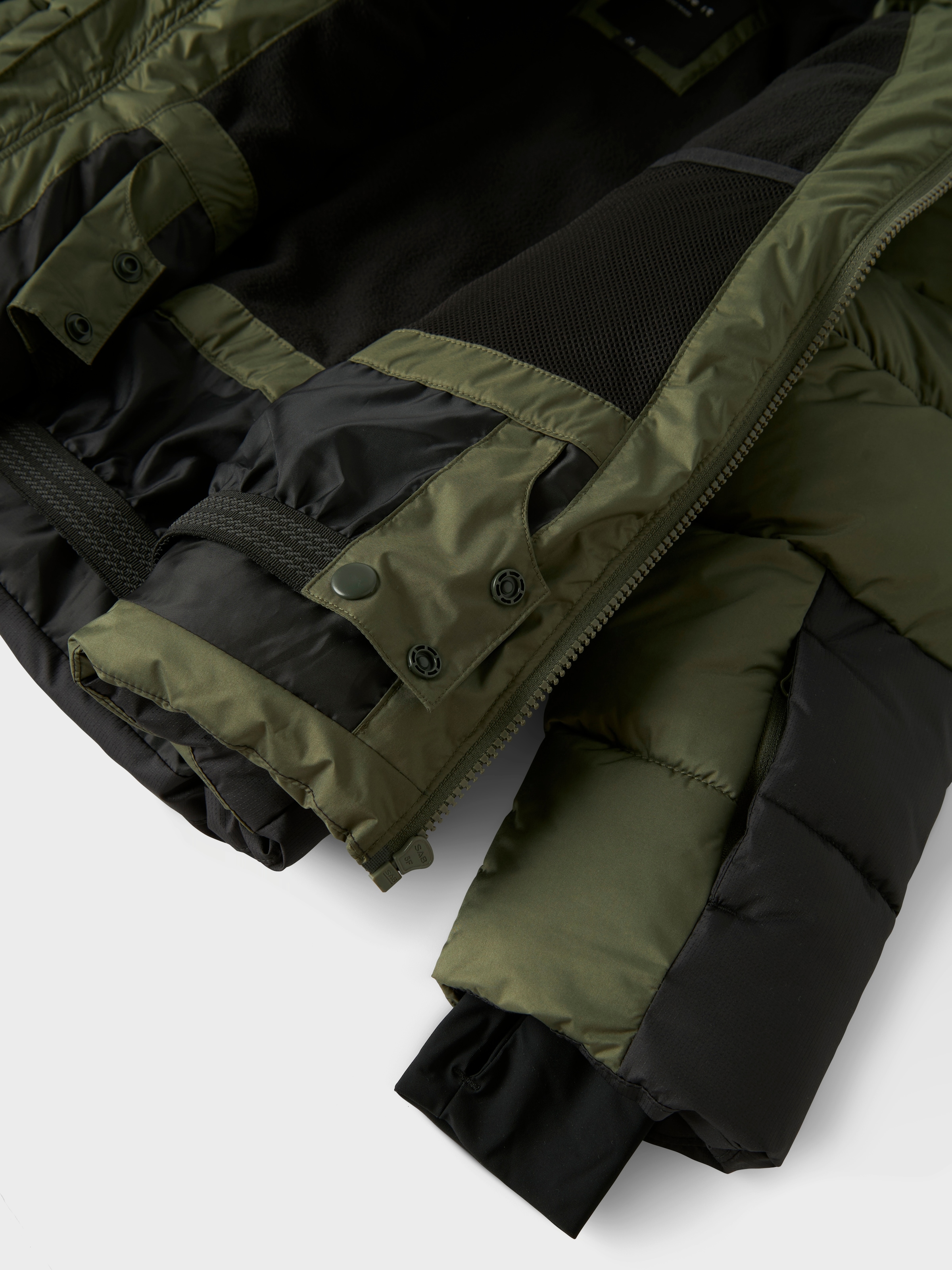 Name It Veste de ski »NKMMOTION05 SKI JACKET FO« mit Kapuze wasser- und winddicht, mit Skipasstasche