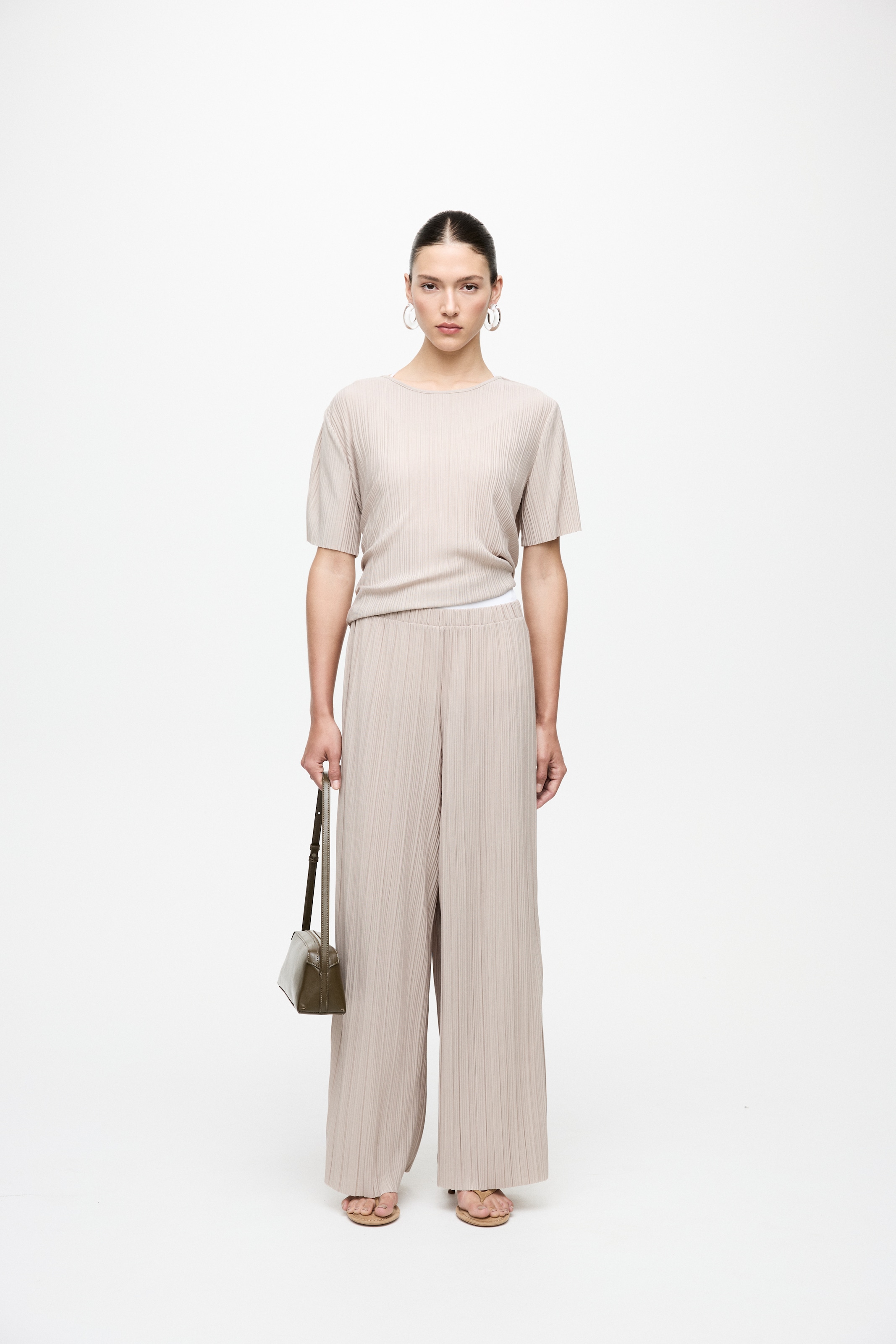 Image of Vila Schlupfhose "VIPLISA HW LOOSE PANTS - NOOS" Sommerhose, plissierte Optik