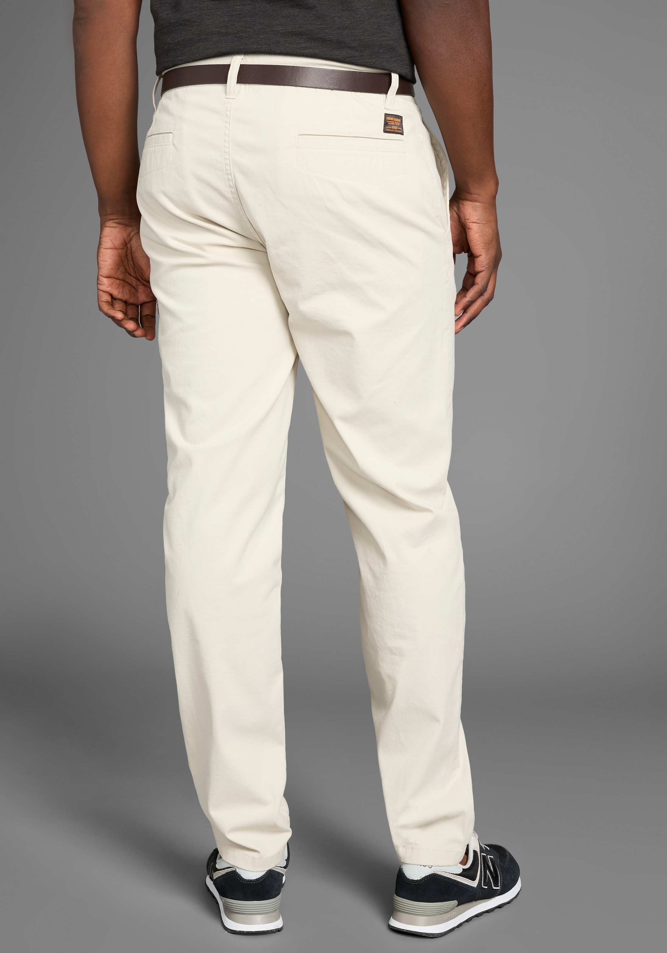 Bruno Banani Chinohose, (Set, mit abnehmbarem Gürtel)