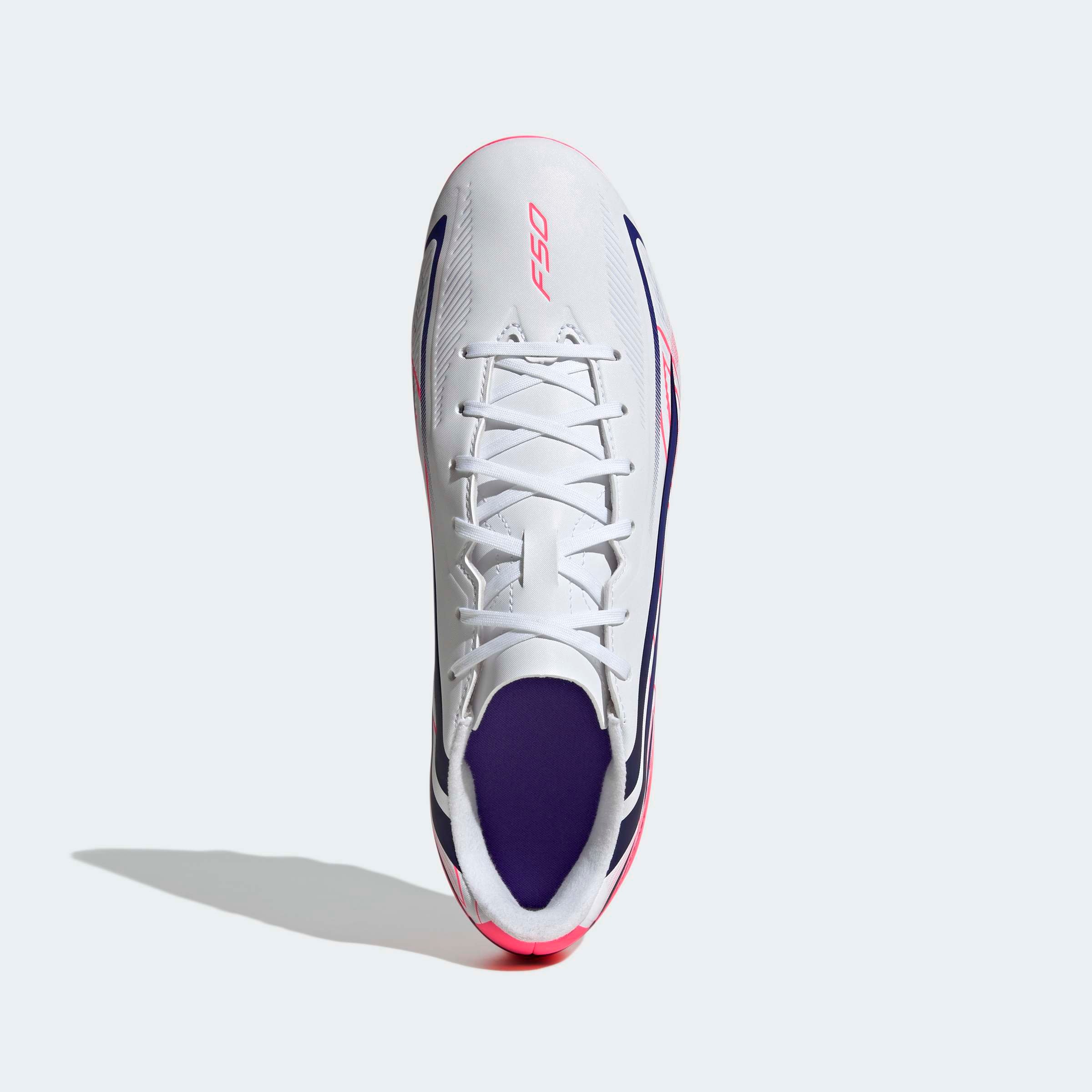 adidas Performance Chaussure de football »F50 HYPERFAST CLUB , FESTE BÖDEN/GEMISCHTE BÖDEN«  adapté à de nombreux types de sols