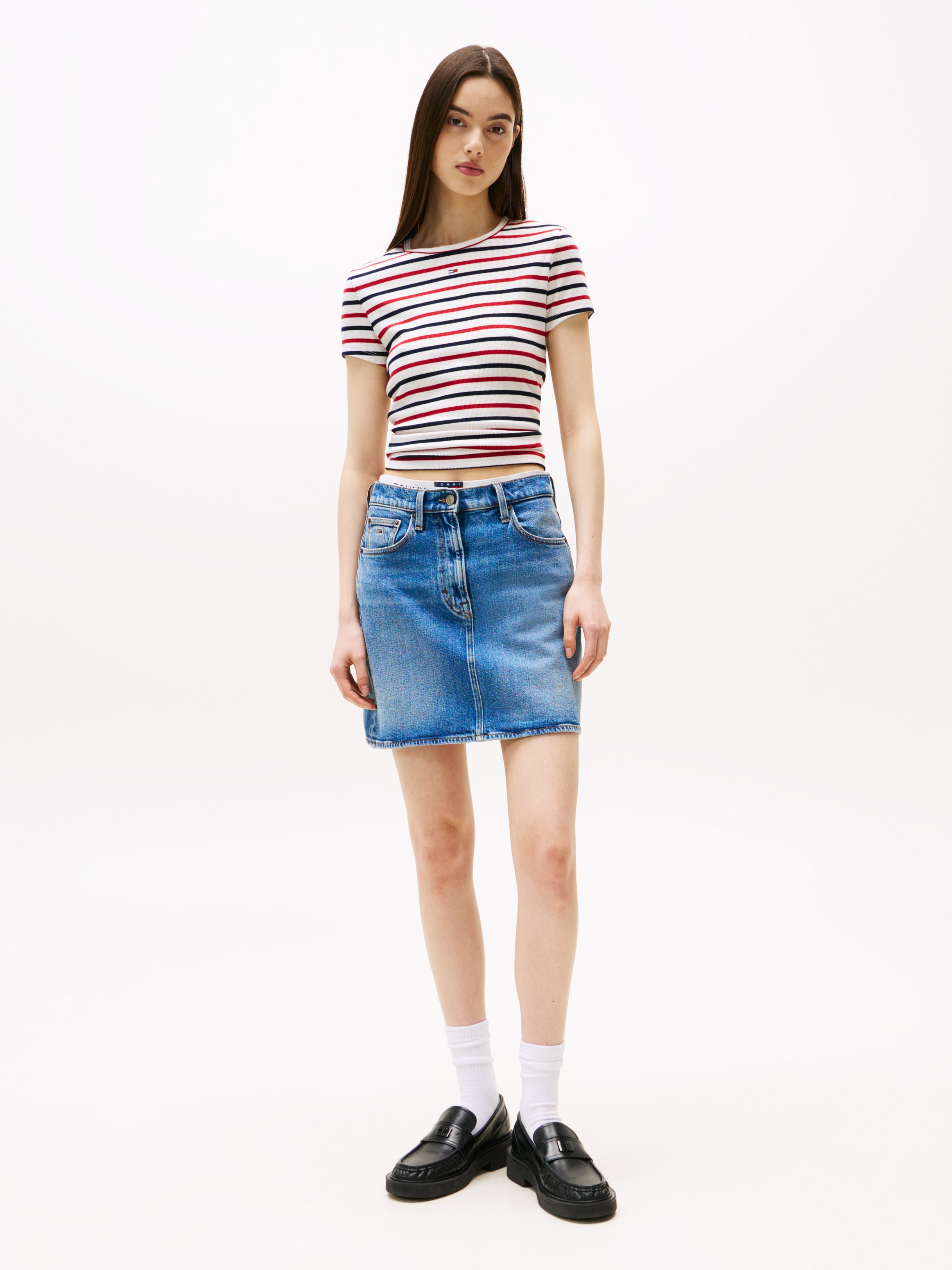 Tommy Jeans Kurzarmshirt »TJW SLIM ESSENTIAL RIB SS EXT«, mit gerippter Struktur