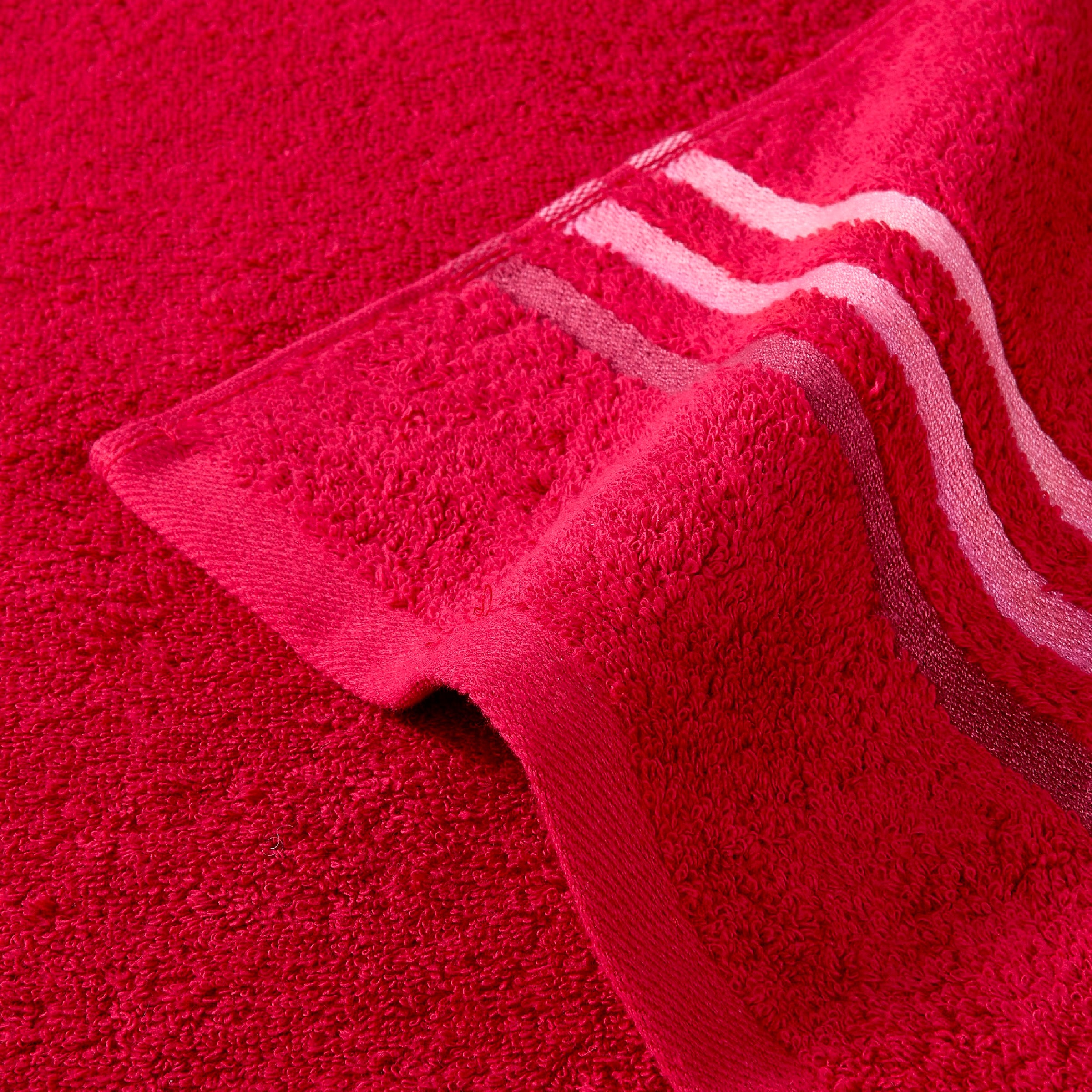 Schiesser Duschtücher »Skyline Color aus 100 % Baumwolle mit eleganter Streifenbordüre«, (Set, 2 St.), MADE IN GREEN by OEKO-TEX®