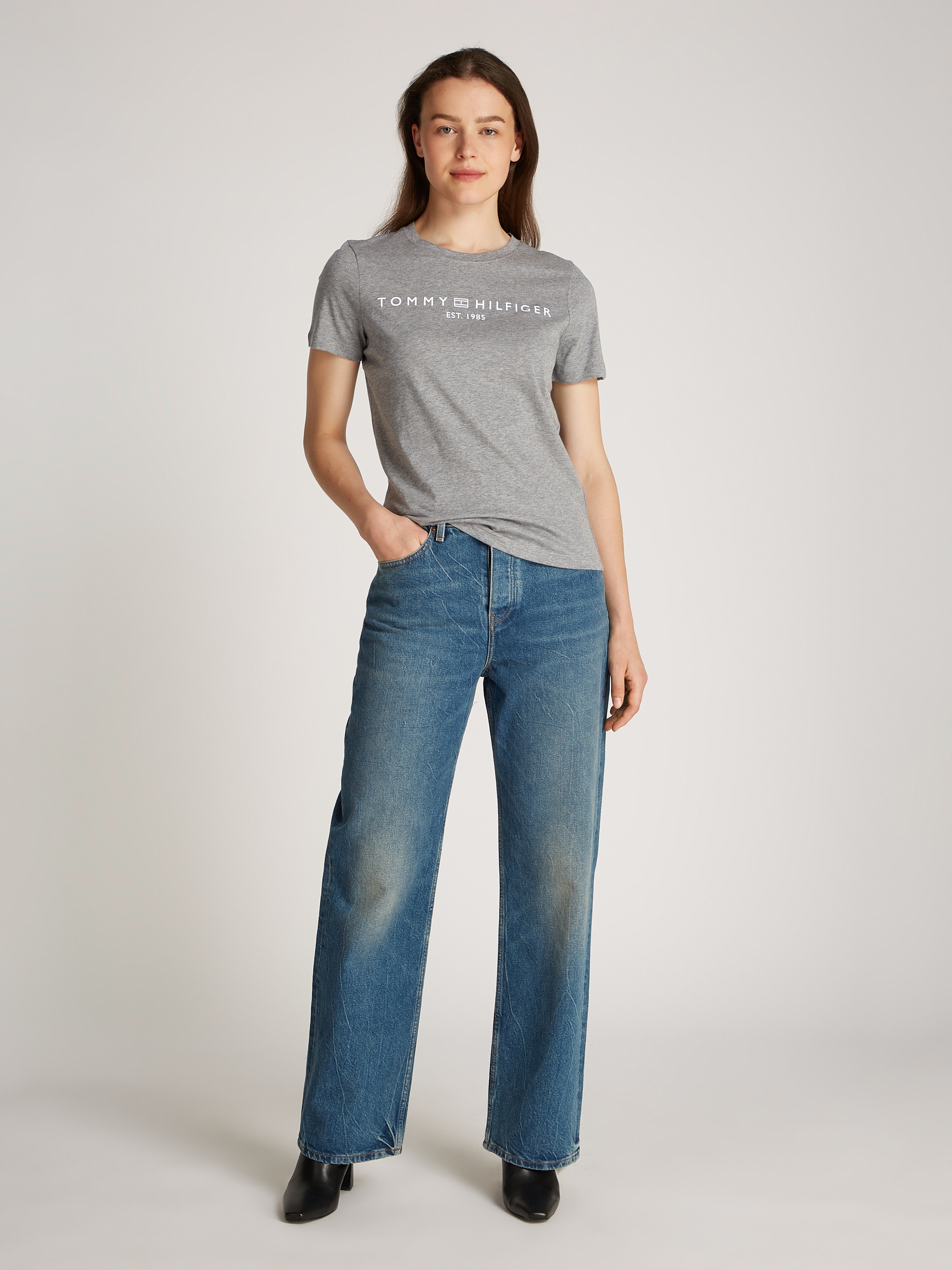 Tommy Hilfiger T-Shirt »REG CORP LOGO C-NK SS«, mit Logoschriftzug