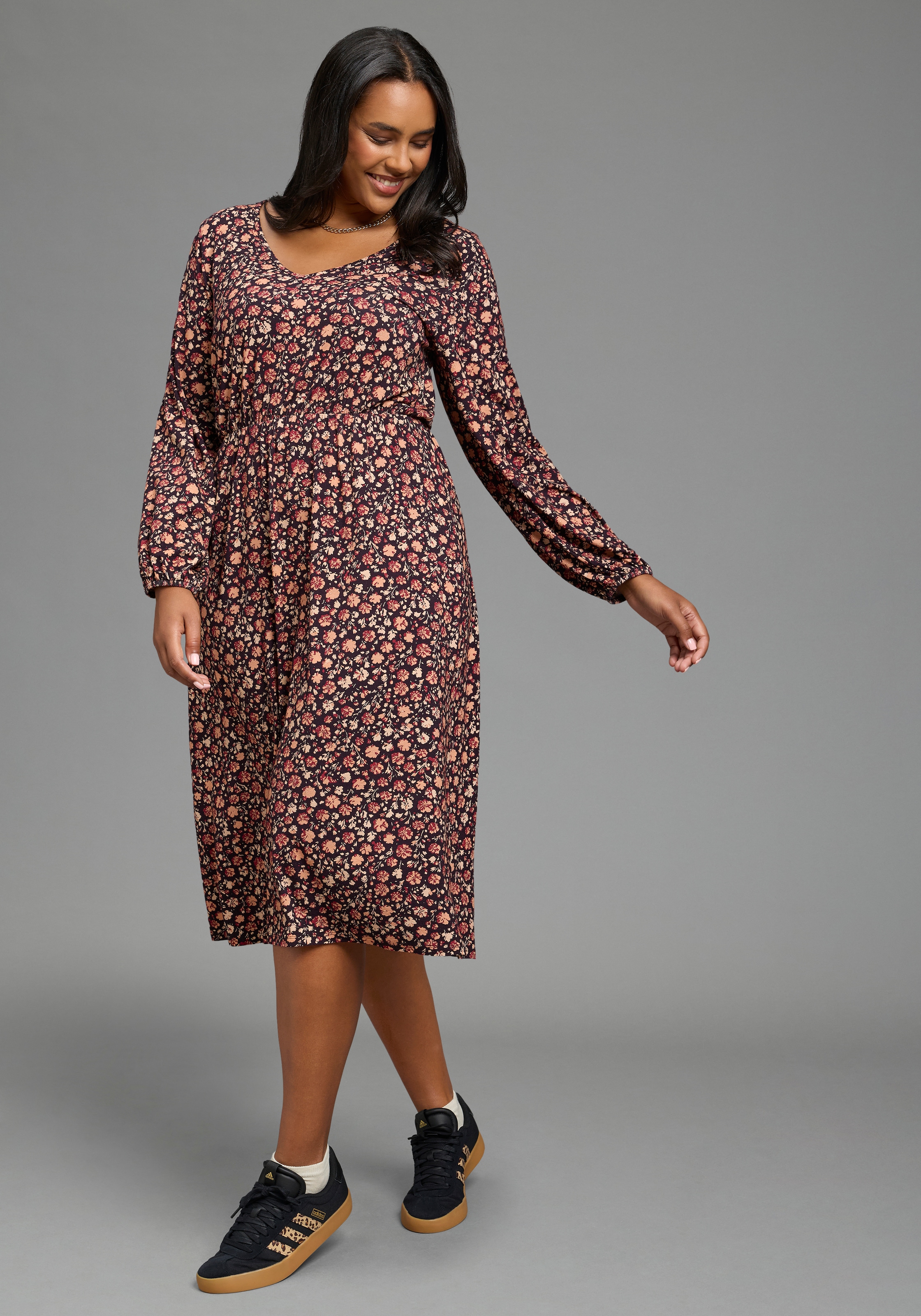 Image of Laura Scott CURVE Midikleid "Grosse Grössen" aus elastischer Viskosemischung, figurumspielende Passform