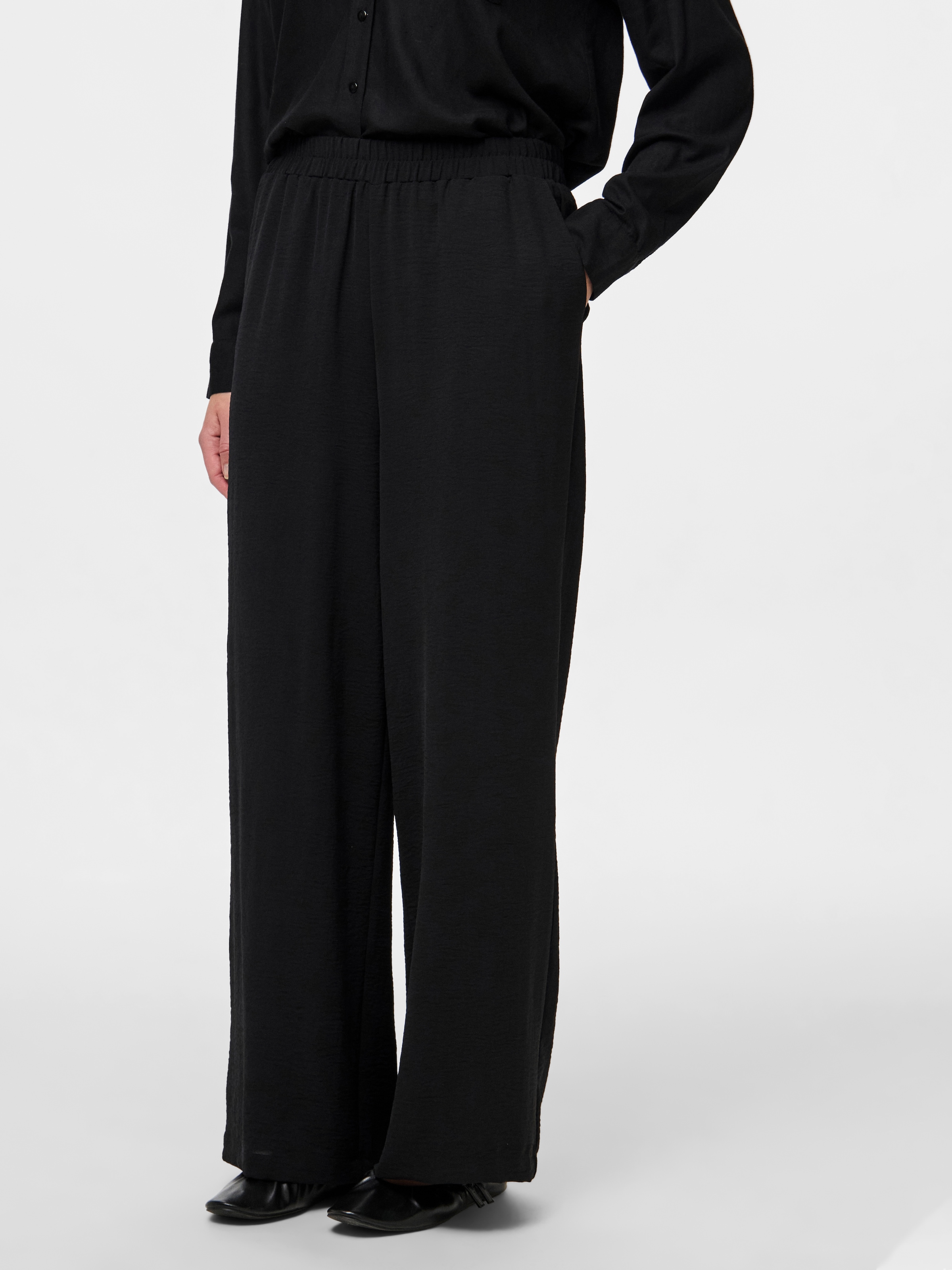 pieces Schlupfhose »PCTIFFANY HW WIDE PANTS WVN NOOS BC«