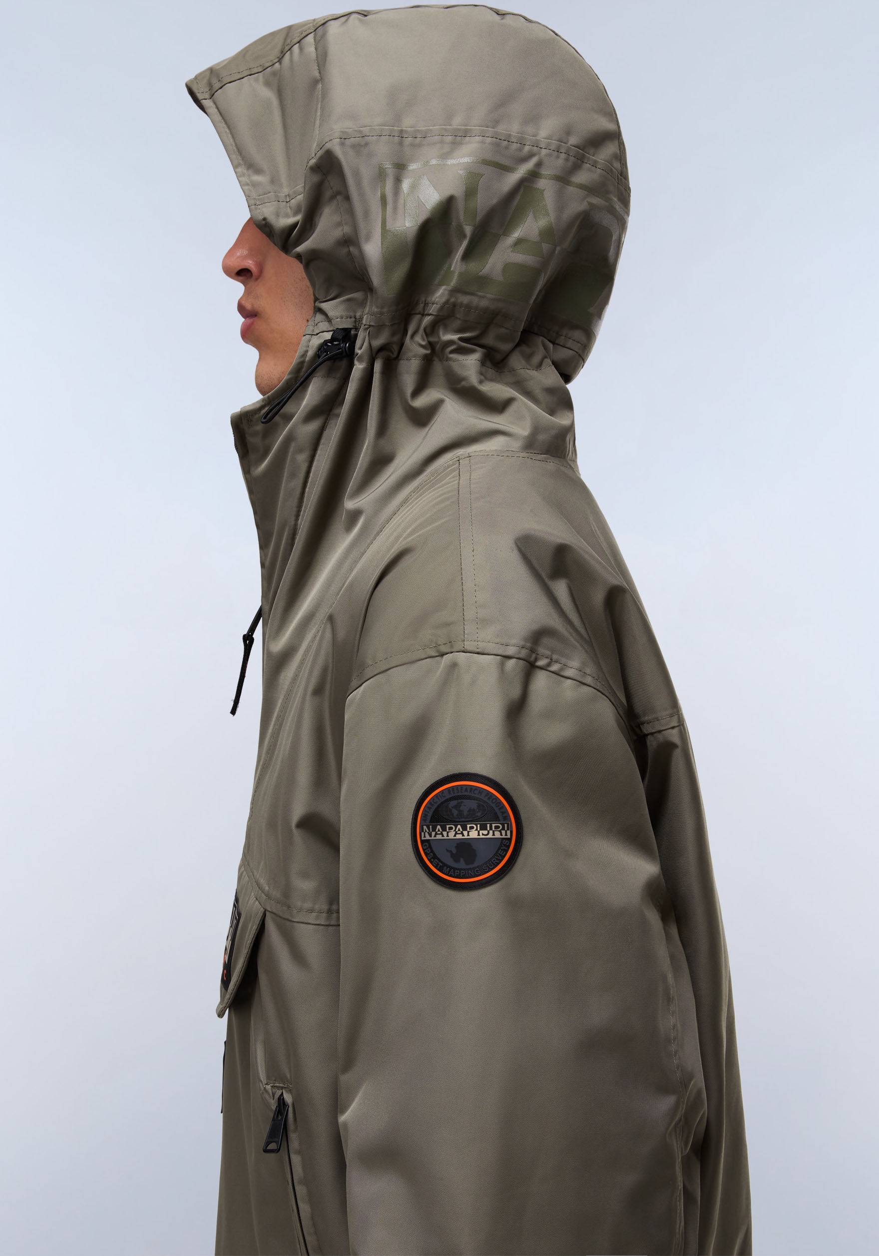 Napapijri Anorak »RAINFOREST«, mit Kapuze, regular fit, mit seitlichen Reissverschluss, Belüftungsösen