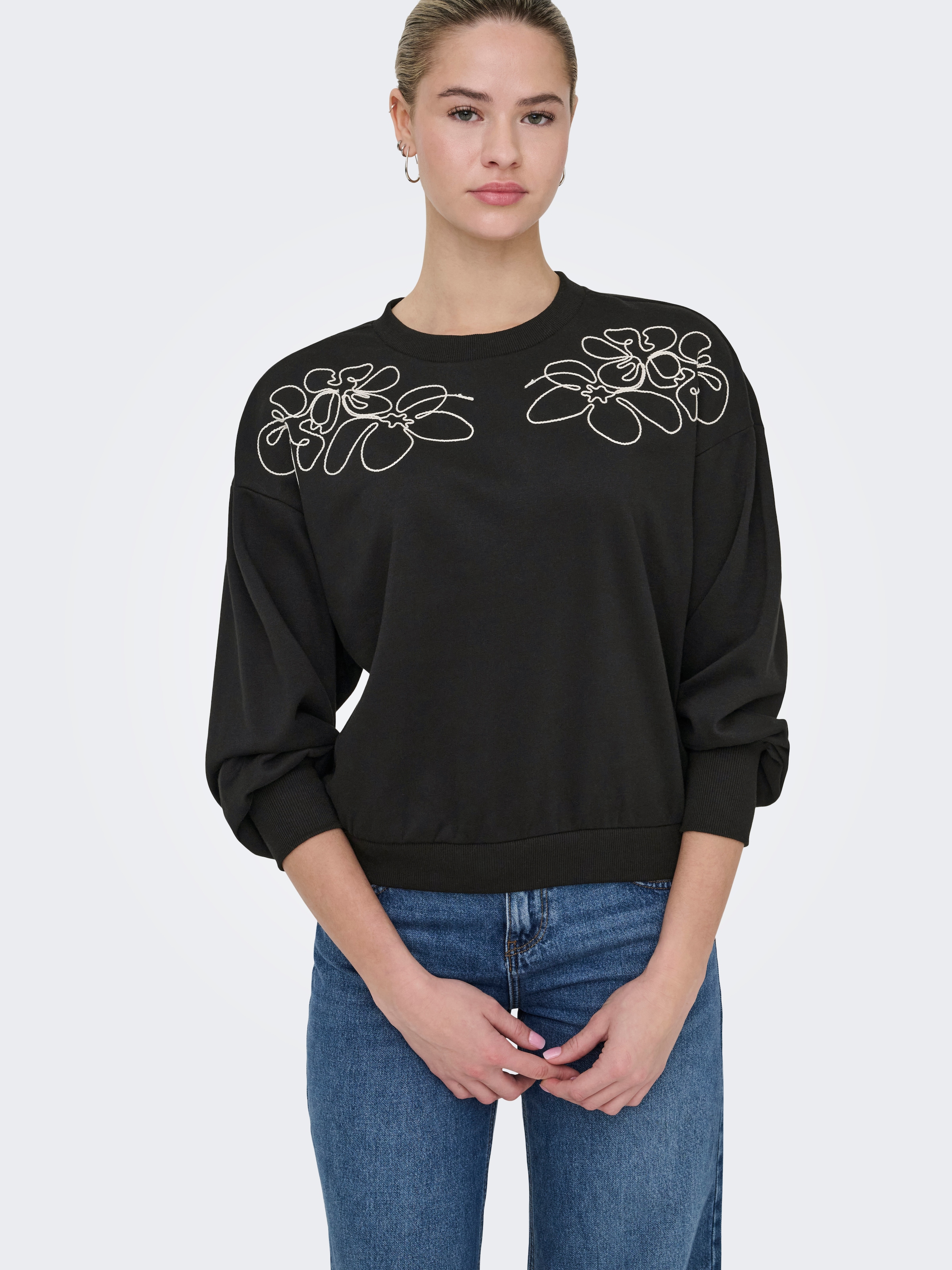 Image of ONLY Sweatshirt "ONLBROOKE L/S O-NECK DETAIL SWT NOOS"