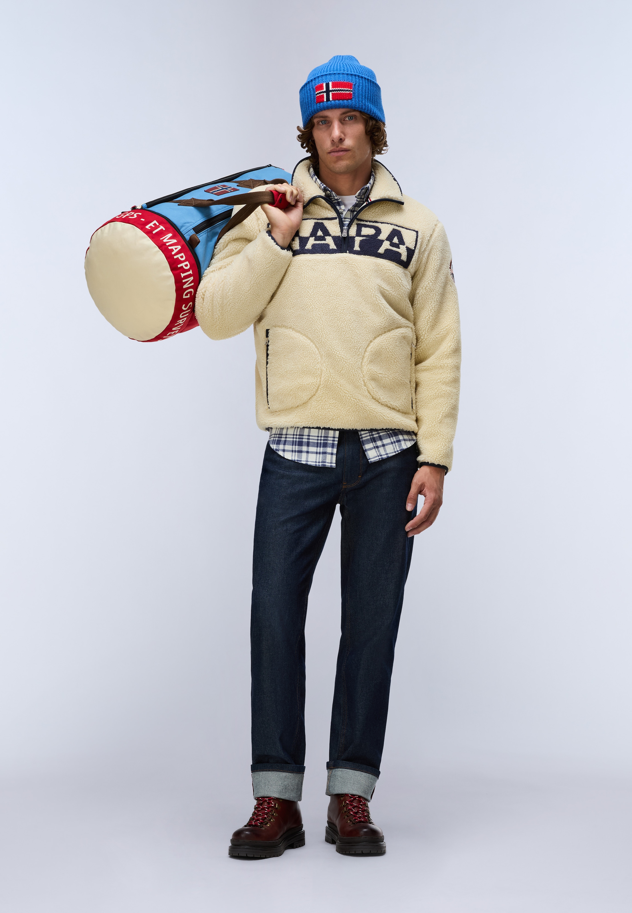 Napapijri T-shirt en polaire »T-ARCHIVE FLEECE HZ PUTTY N5E« en polyester, toucher doux, aussi en grandes tailles