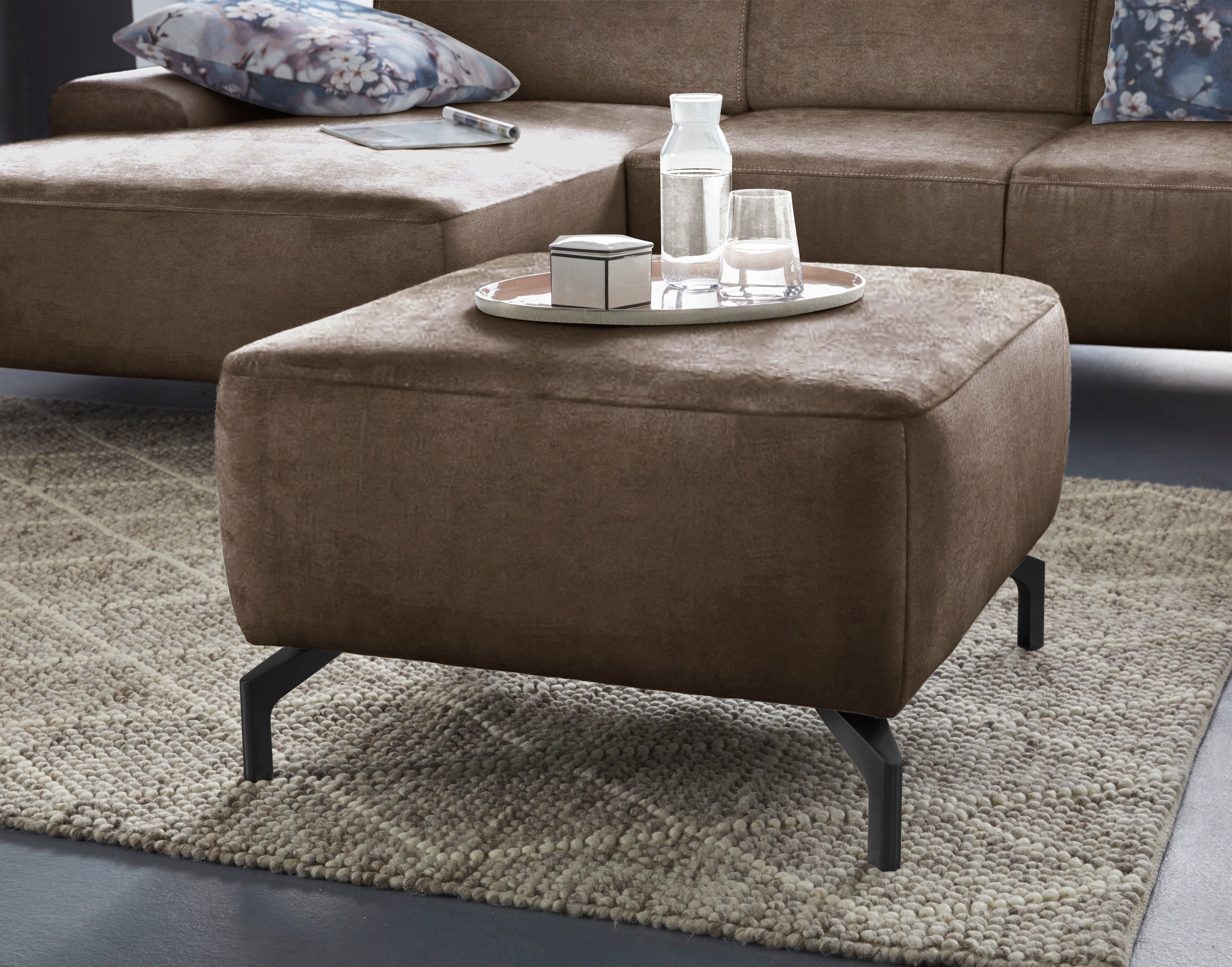 Image of sit&more Hocker, Fusshöhe 15 cm, wahlweise in 2 unterschiedlichen Fussfarben bei Ackermann Versand Schweiz