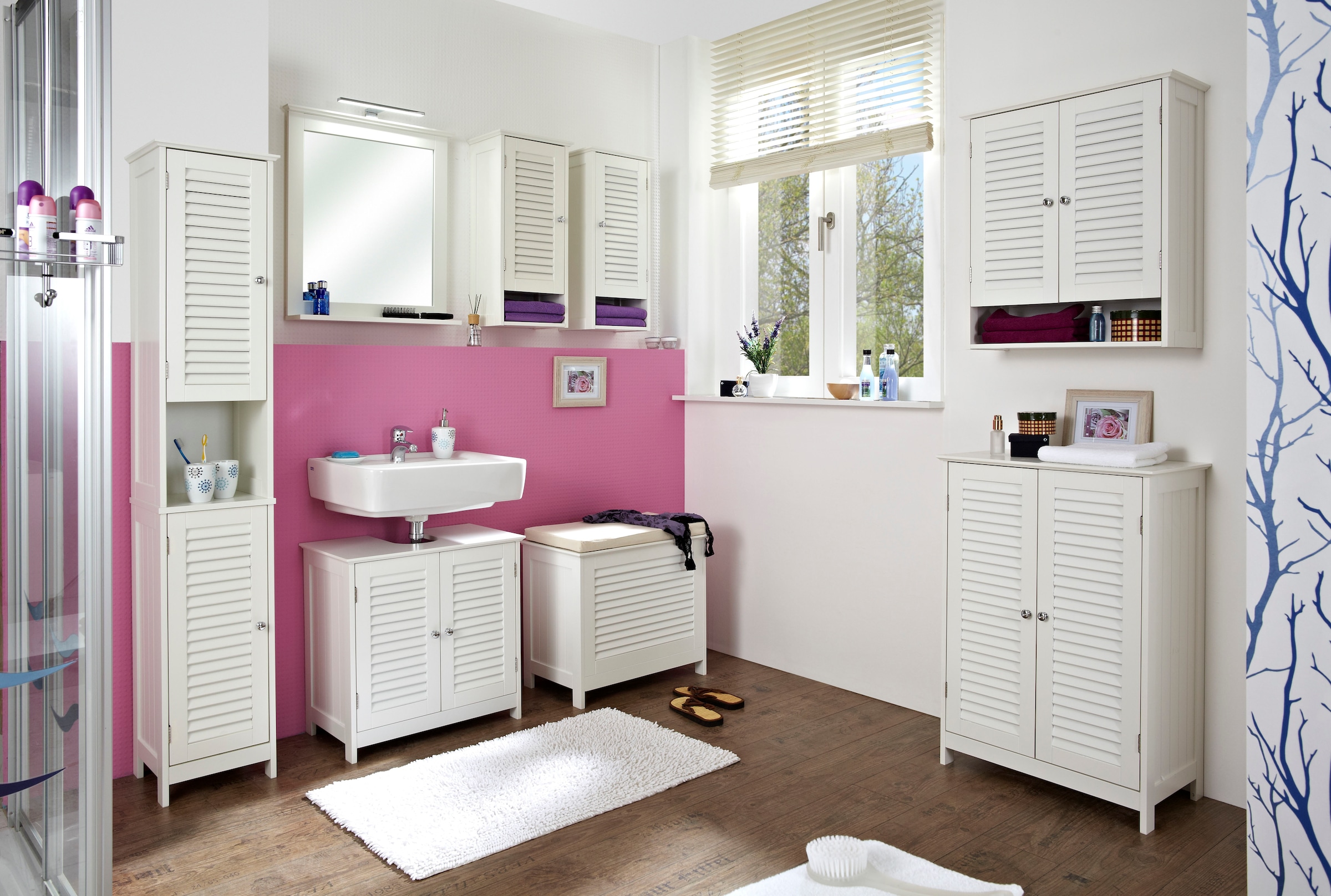 Saphir Armoire haute »Quickset 928 Badschrank 32 cm breit, 2 Türen, Nische, 3 Einlegeböden« armoire haute de salle de bain, blanc avec boutons, style campagne