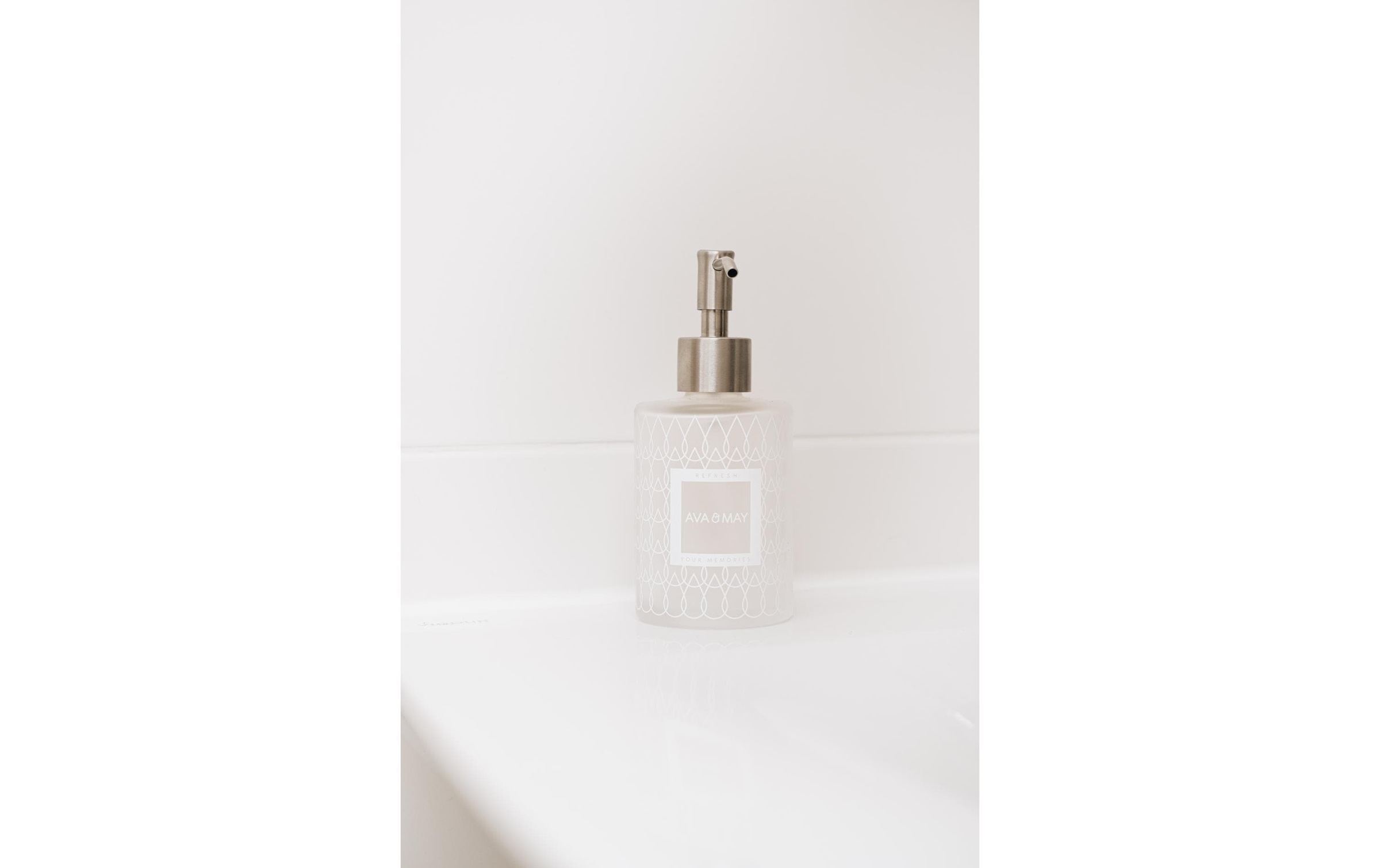 AVA & MAY Seifenspender »Glas 185 ml«