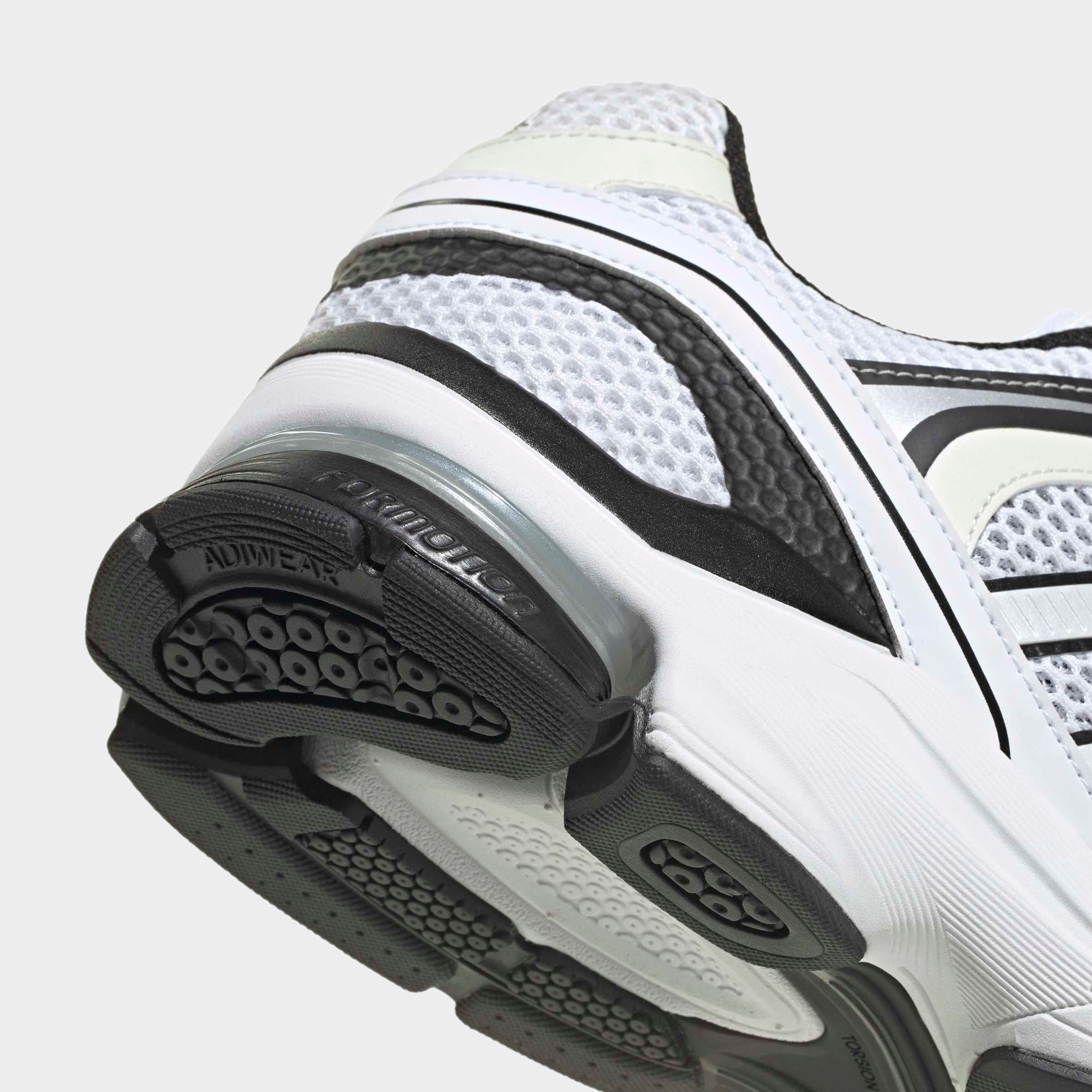 adidas Sportswear Sneakers »SPIRITAIN 2000«  inspiriert vom Design des adistar control