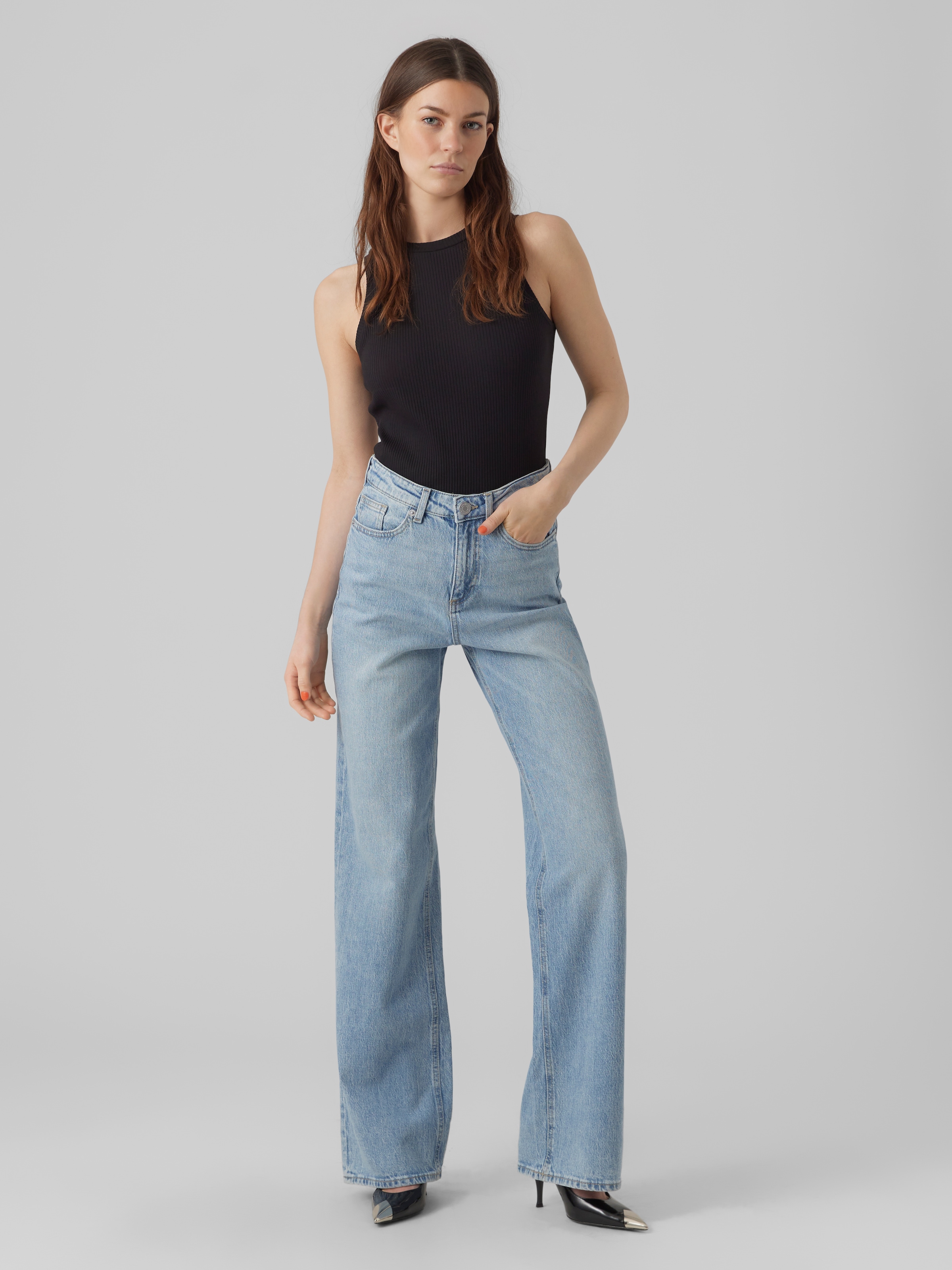 Vero Moda Jeans droit »VMTESSA HR STRAIGHT JEANS RA339 GA NOOS«
