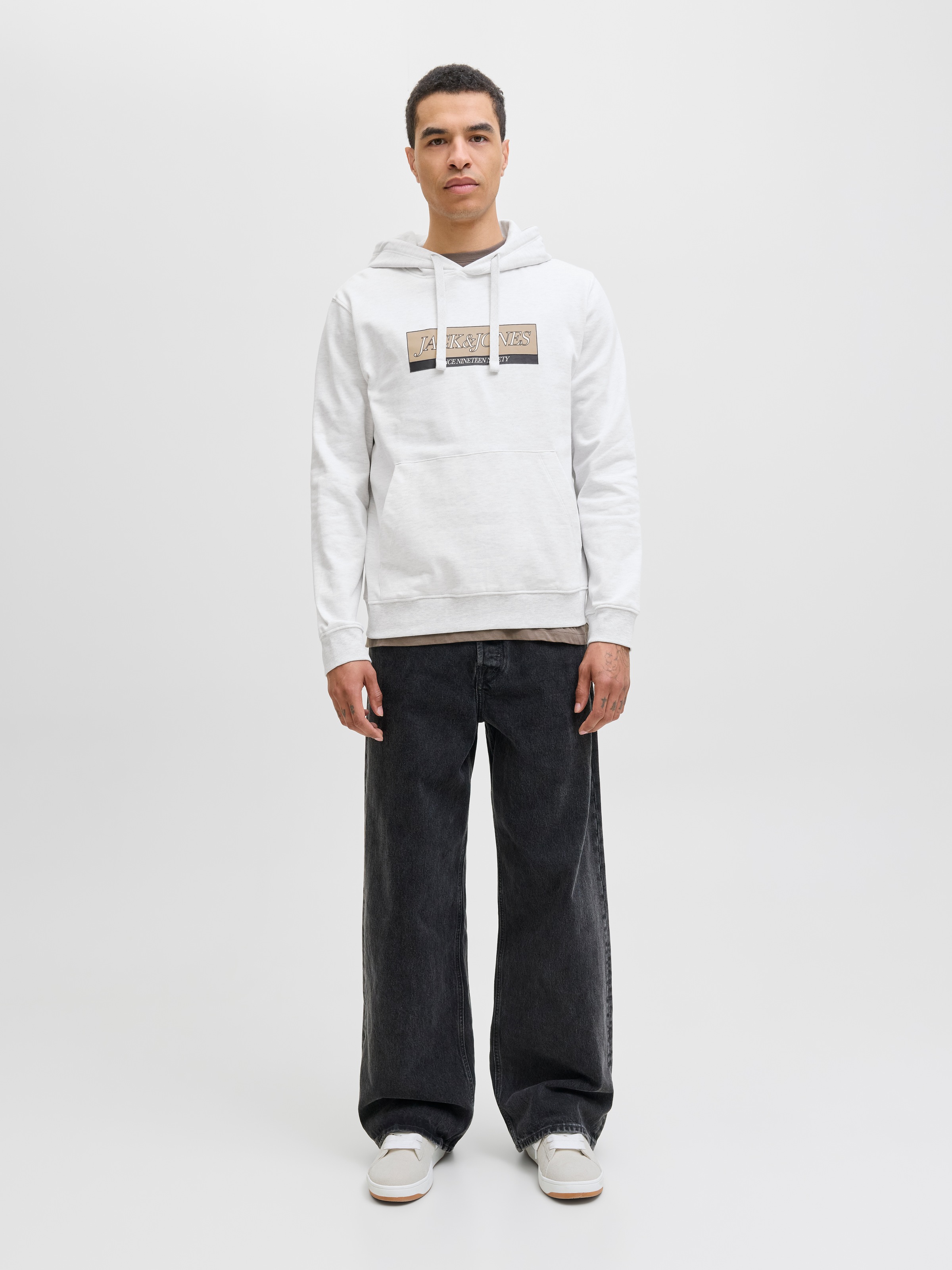 Jack & Jones Kapuzensweatshirt »JORINWOOD BLOCK BRANDING SWEAT HOOD«
