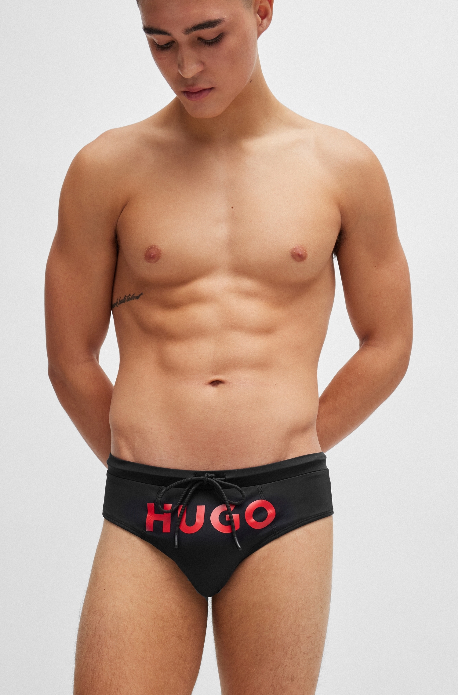 Badehose »LAGUNA«, mit grossem kontrastfarbenem HUGO Logo-Schriftzug