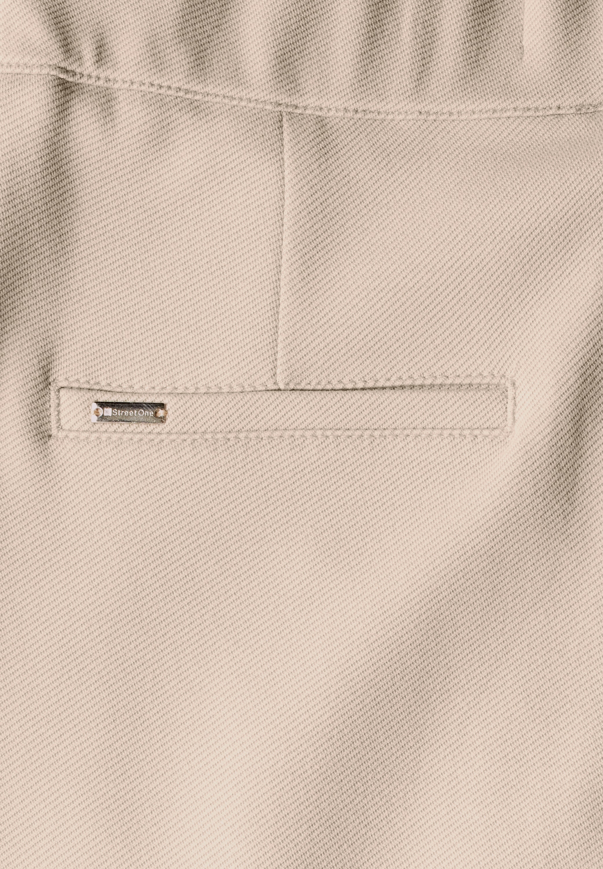 STREET ONE Stoffhose, mit seitliche Taschen