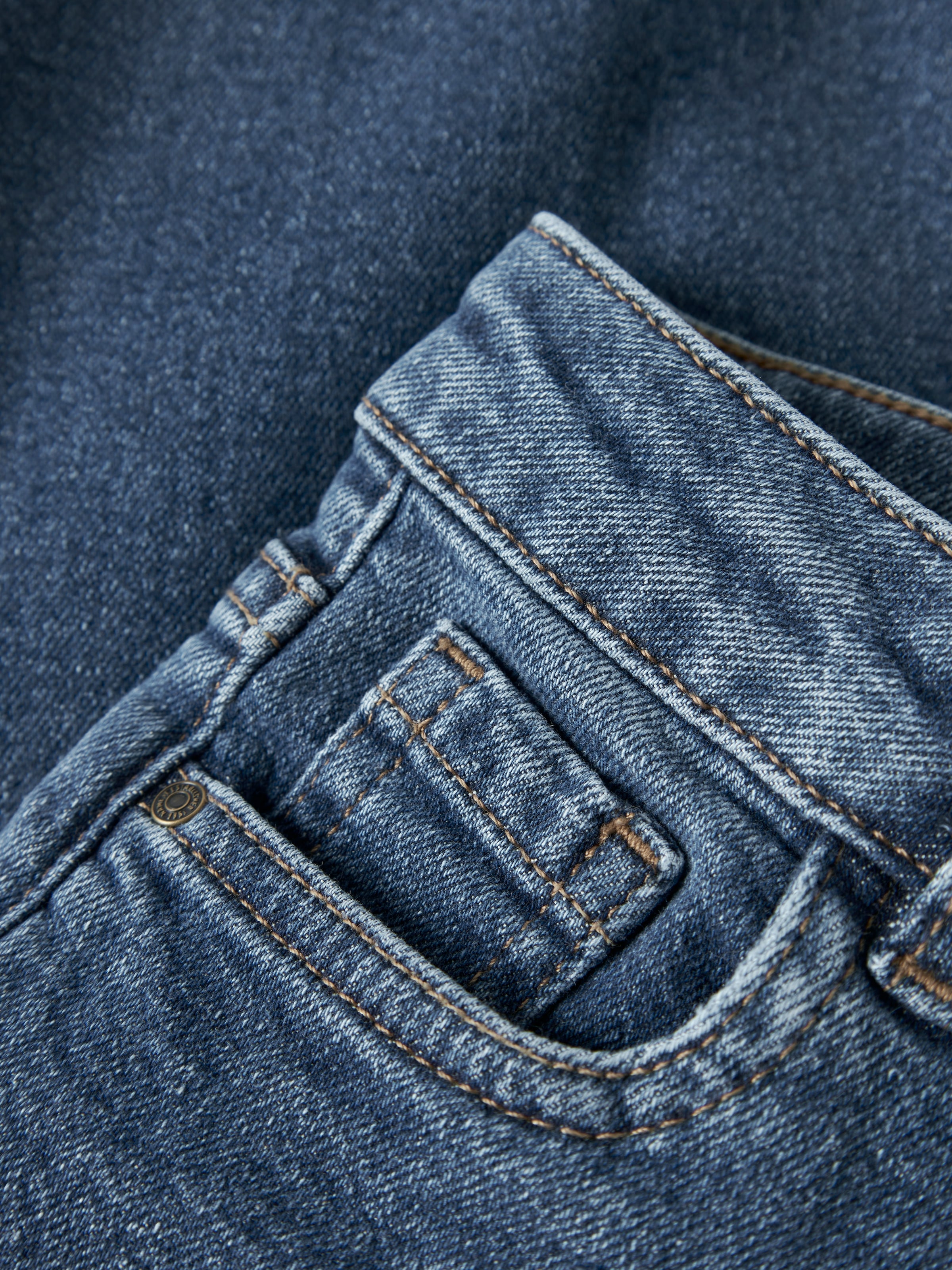 Name It Bequeme Jeans »NMFBELLA BALLOON JEANS 2441-SM NOOSwe«