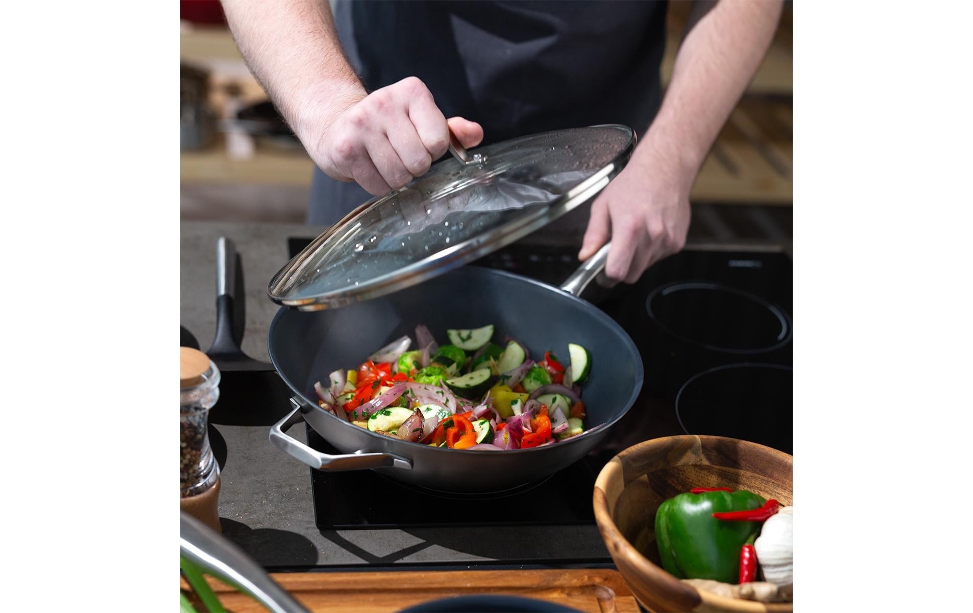   Wok »Lunasol Sirius Terra Multi-Layer Ø 30 cm, H: 8,5 cm« Aluminium