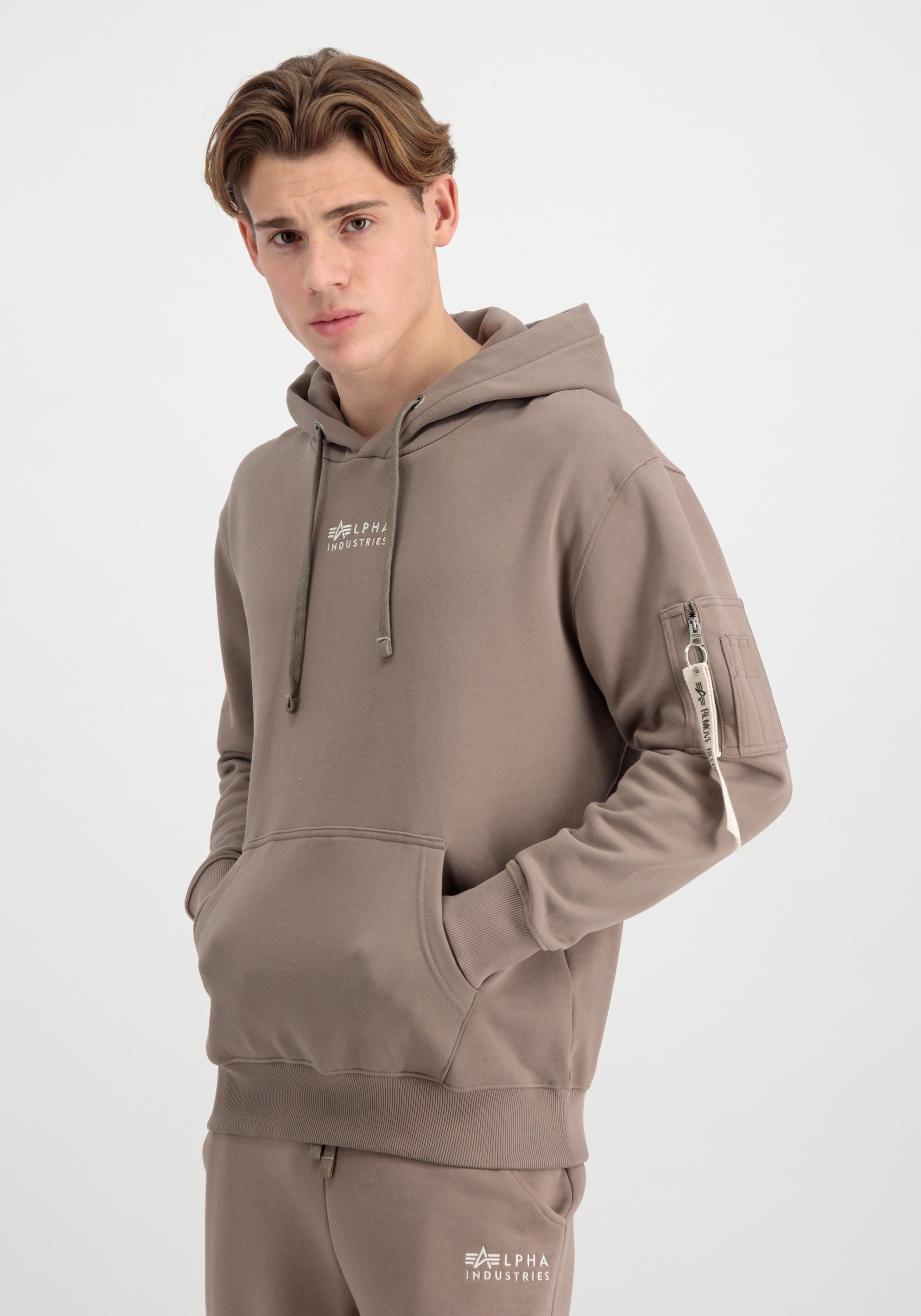 Alpha Industries Hoodie »Alpha Industries Men - Hoodies Organics EMB Hoodie«