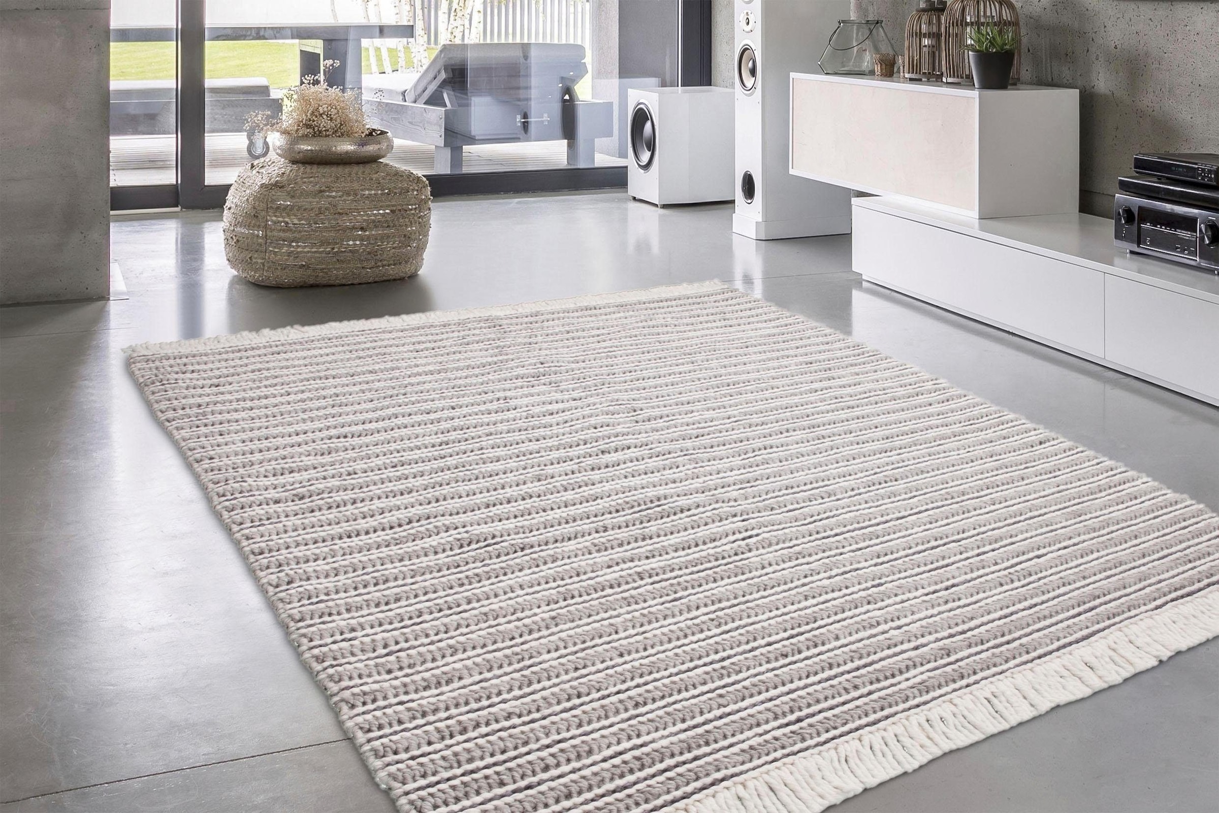 calo-deluxe Teppich »Bature 200«, rechteckig, 10 mm Höhe, Wolle mit Viskose und Fransen, Wohnzimmer