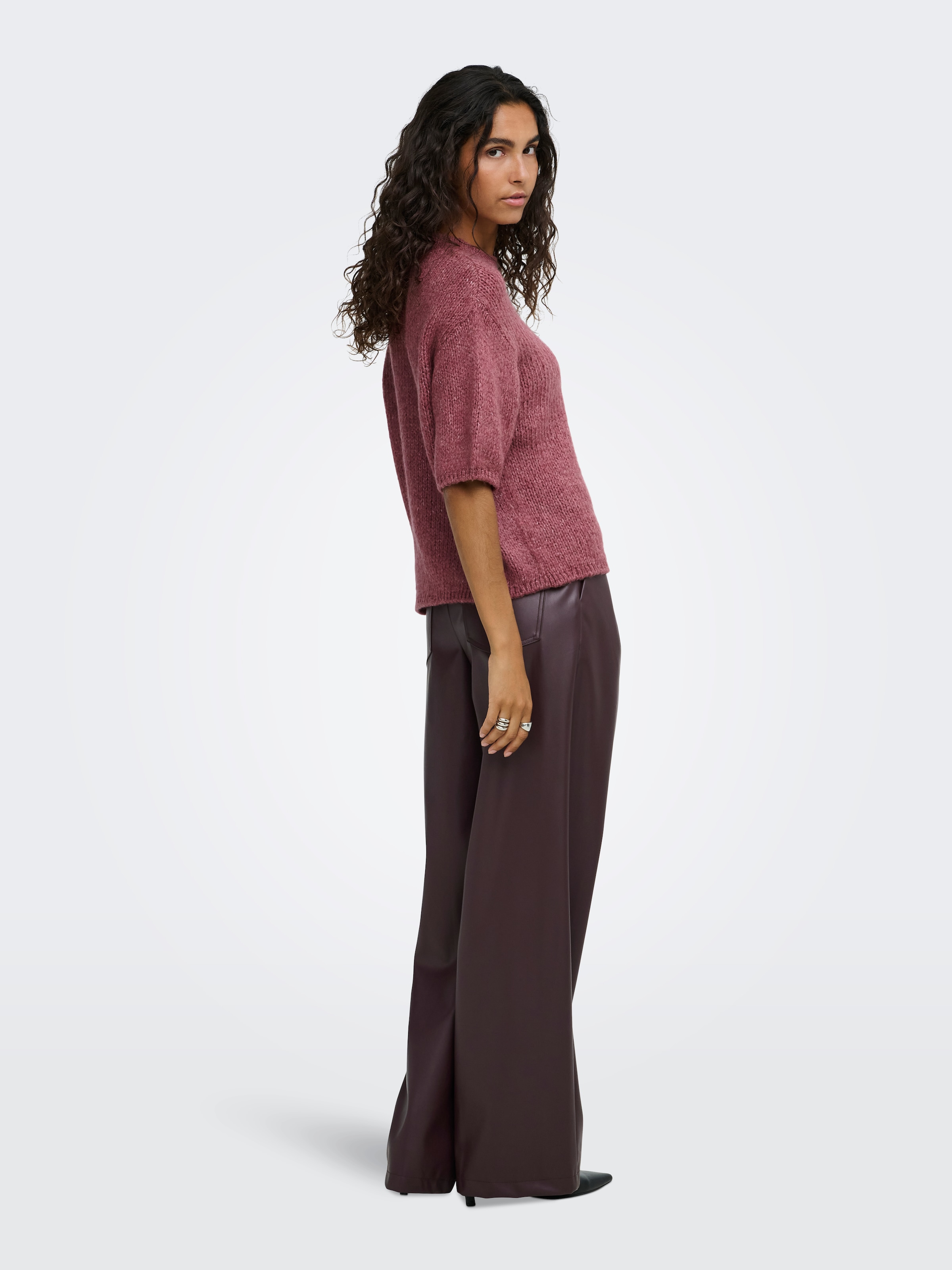 JDY Pull en tricot »JDYDICTE S/S PULL O-NECK KNT NOOS« fibre synthétique, coupe ajustée tricotée