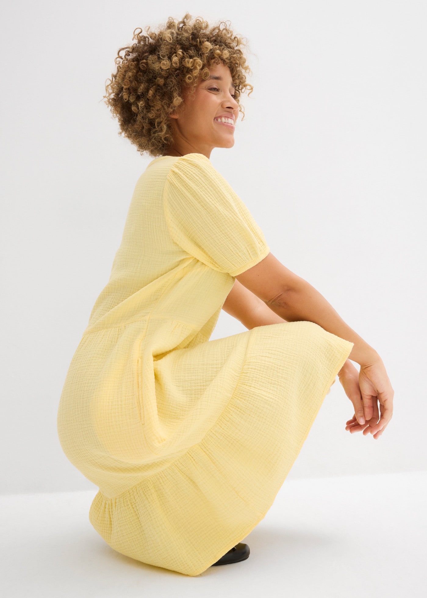 bonprix Robe en sweat pour un look décontracté, robe oversize, en mousseline, en coton