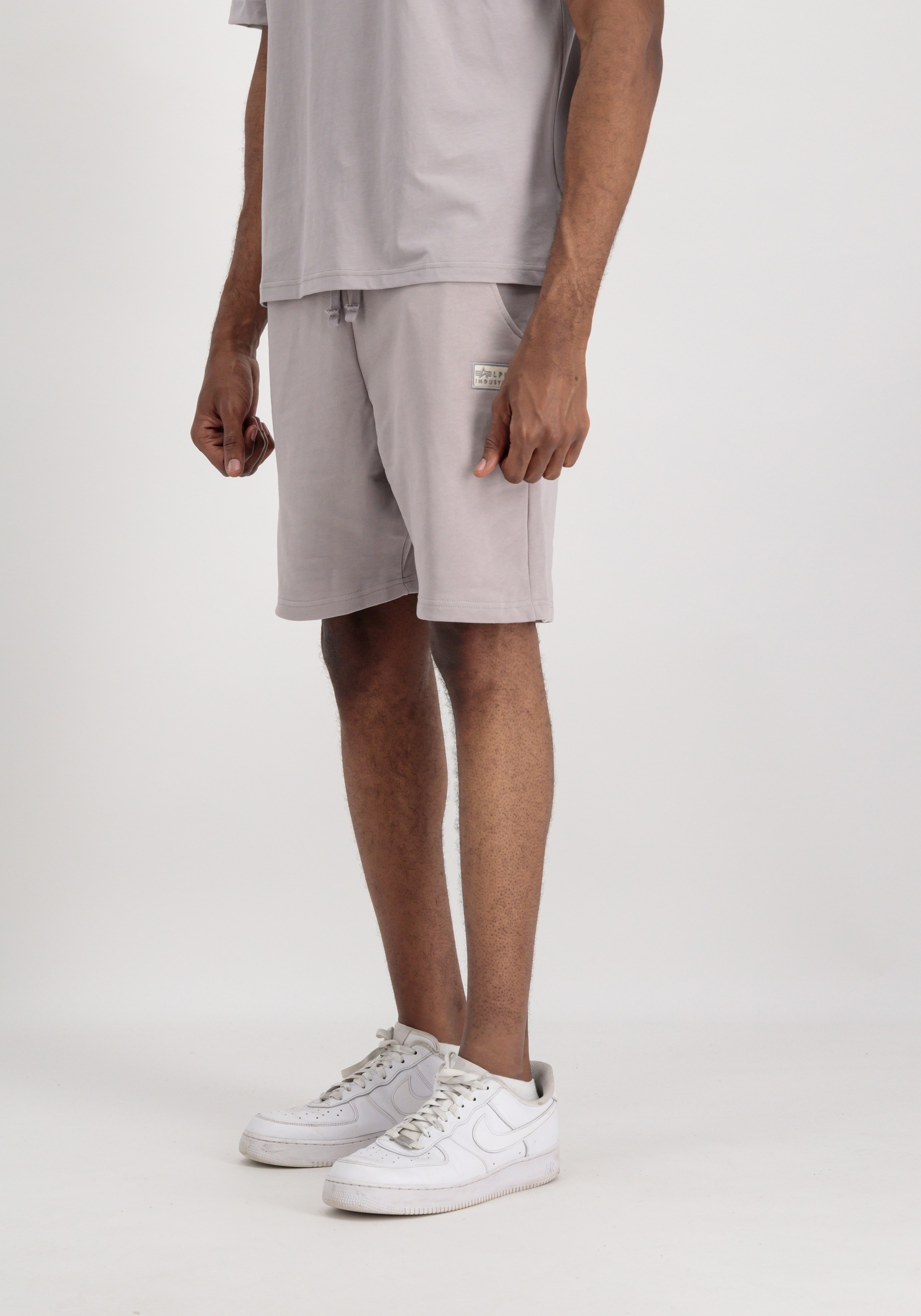 Image of Alpha Industries Sweatshorts "Organics Jogger Short"