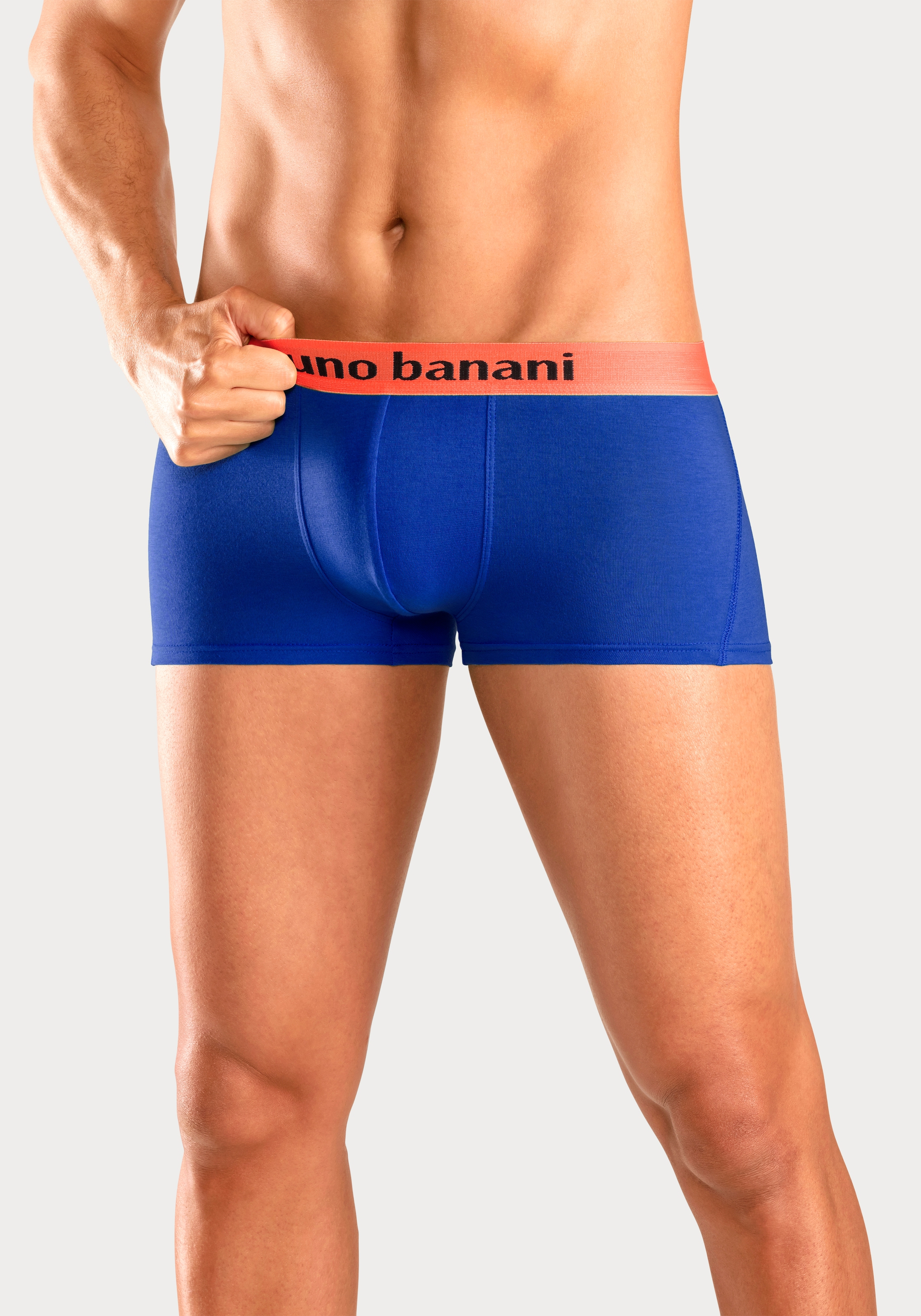 Bruno Banani Boxershorts, (Packung, 4 St.), in Hipster-Form mit Logo Webbund