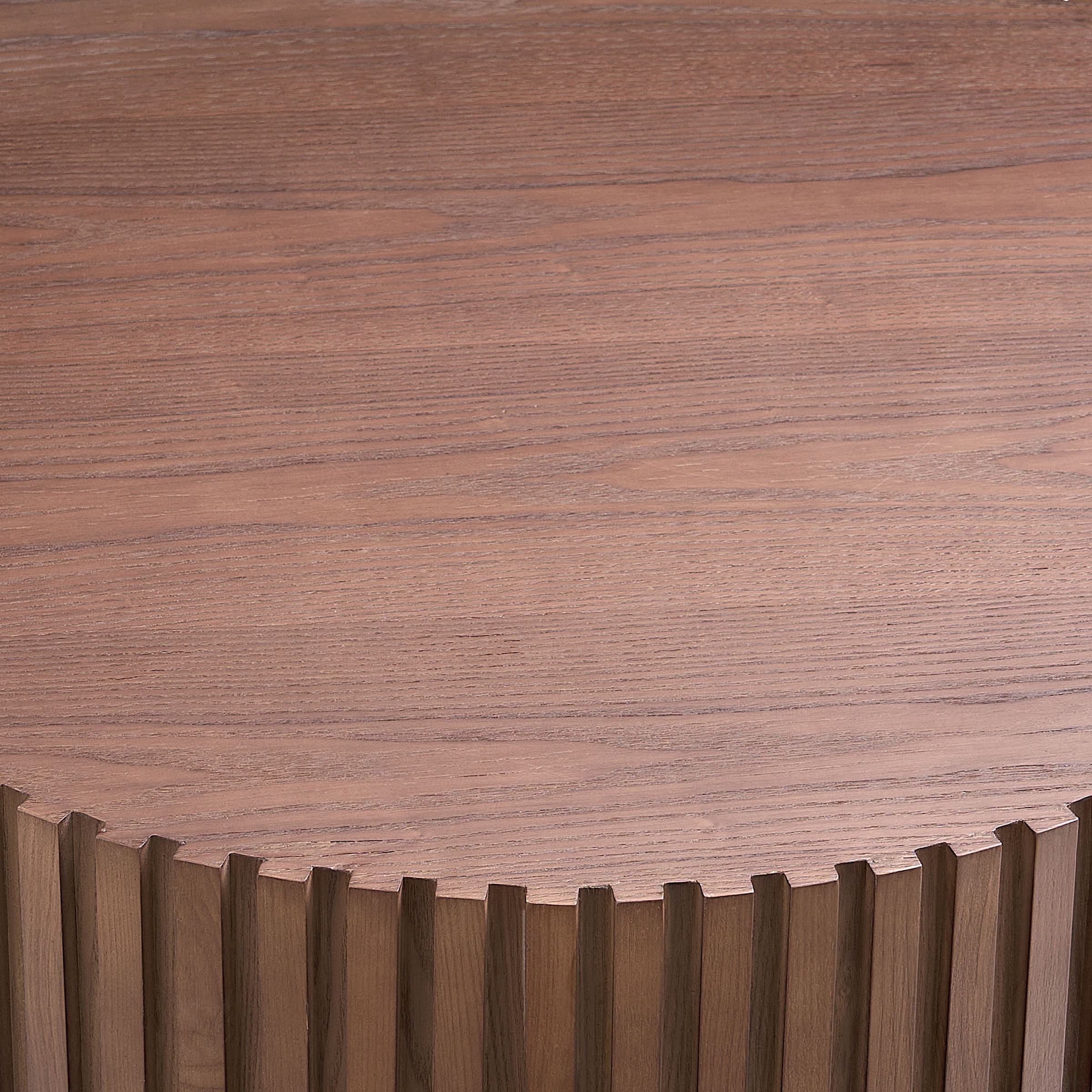 SalesFever Table basse »rund mit Massivholz-Lamellen Ø 80 cm« 1 cuis tlg. Moderner Holztisch fürs Wohnzimmer mit Echtholzfurnier