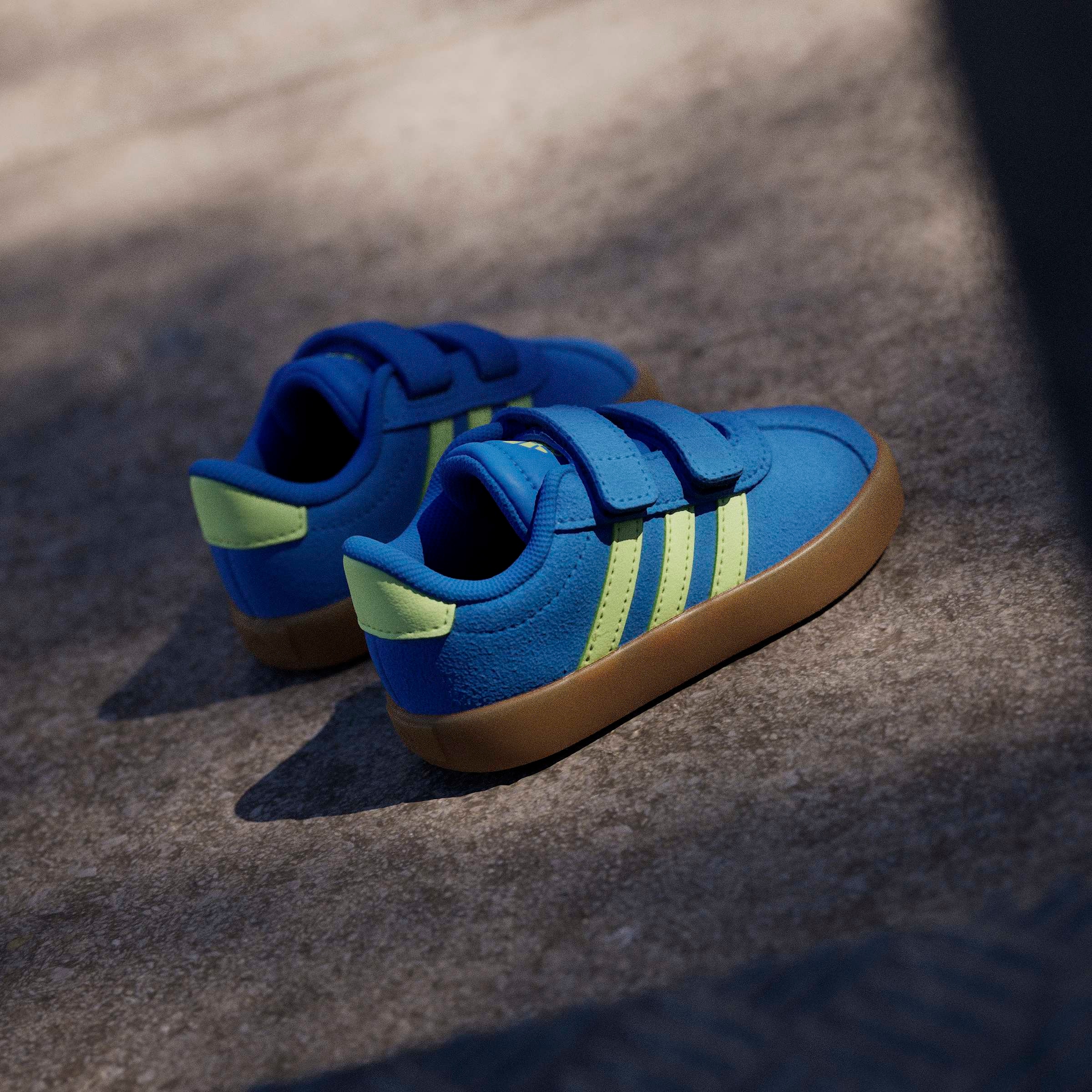 adidas Sportswear Sneakers »VL COURT 3.0«  inspiriert vom Design des adidas Handball Spezial, für Kinder