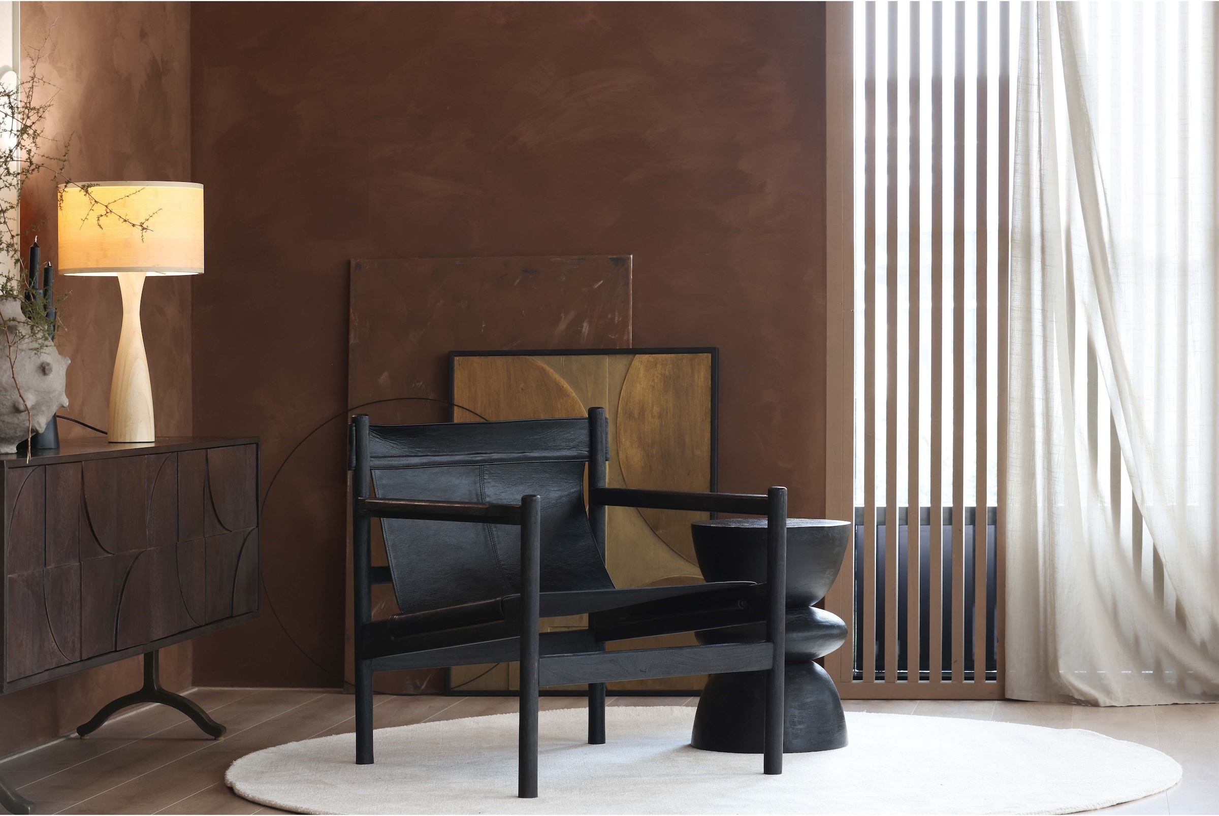 WOOOD Sideboard »Draw mit Massivmangoholz und 3D-Türmuster B 180 x T 40 x H 70 cm« 2 Kabelöffnungen, Tragkraft Deckplatte 35 kg, einfach zu montieren