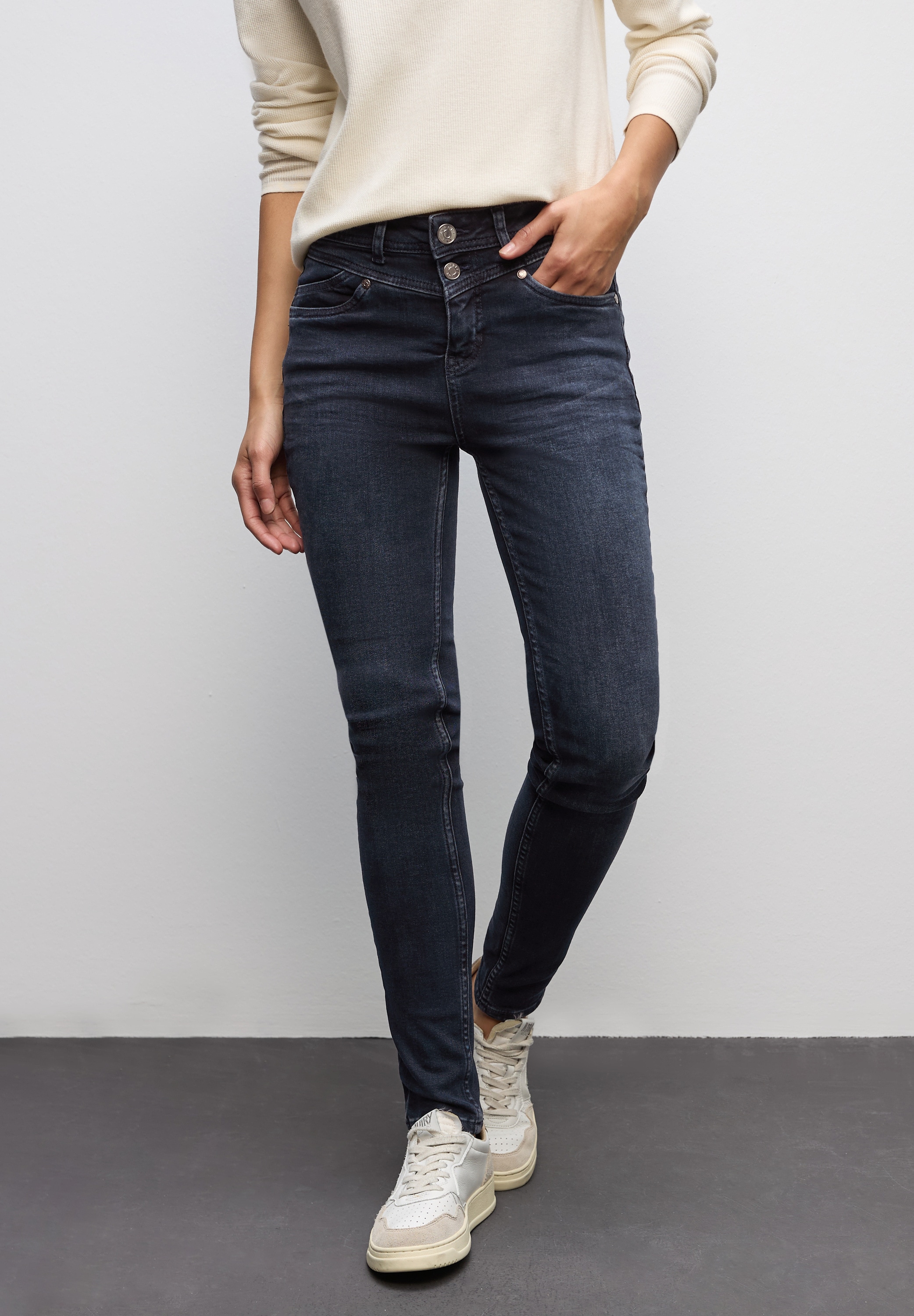 Image of STREET ONE Slim-fit-Jeans "Style York" im 5-Pocket-Style und mit Stretch