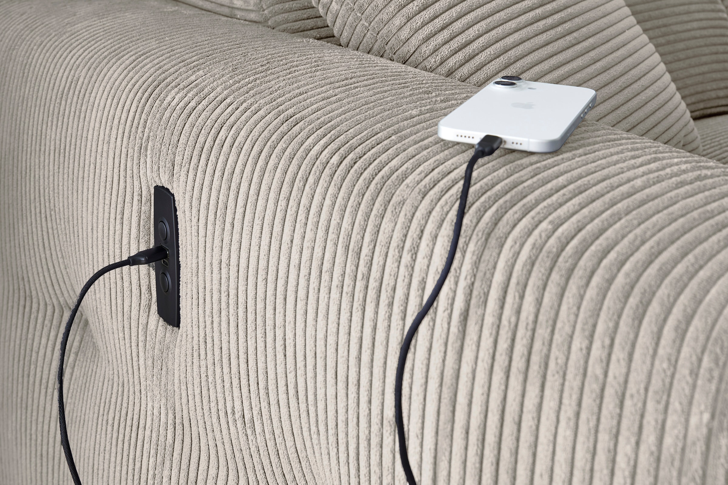 Jockenhöfer Gruppe Canapé d'angle »Cremona L-Form, B: 263 cm, mit 30 cm elektr. Sitztiefenverstellung« capacité de charge 140kg par siège, réglage de l'appuie-tête & prise USB