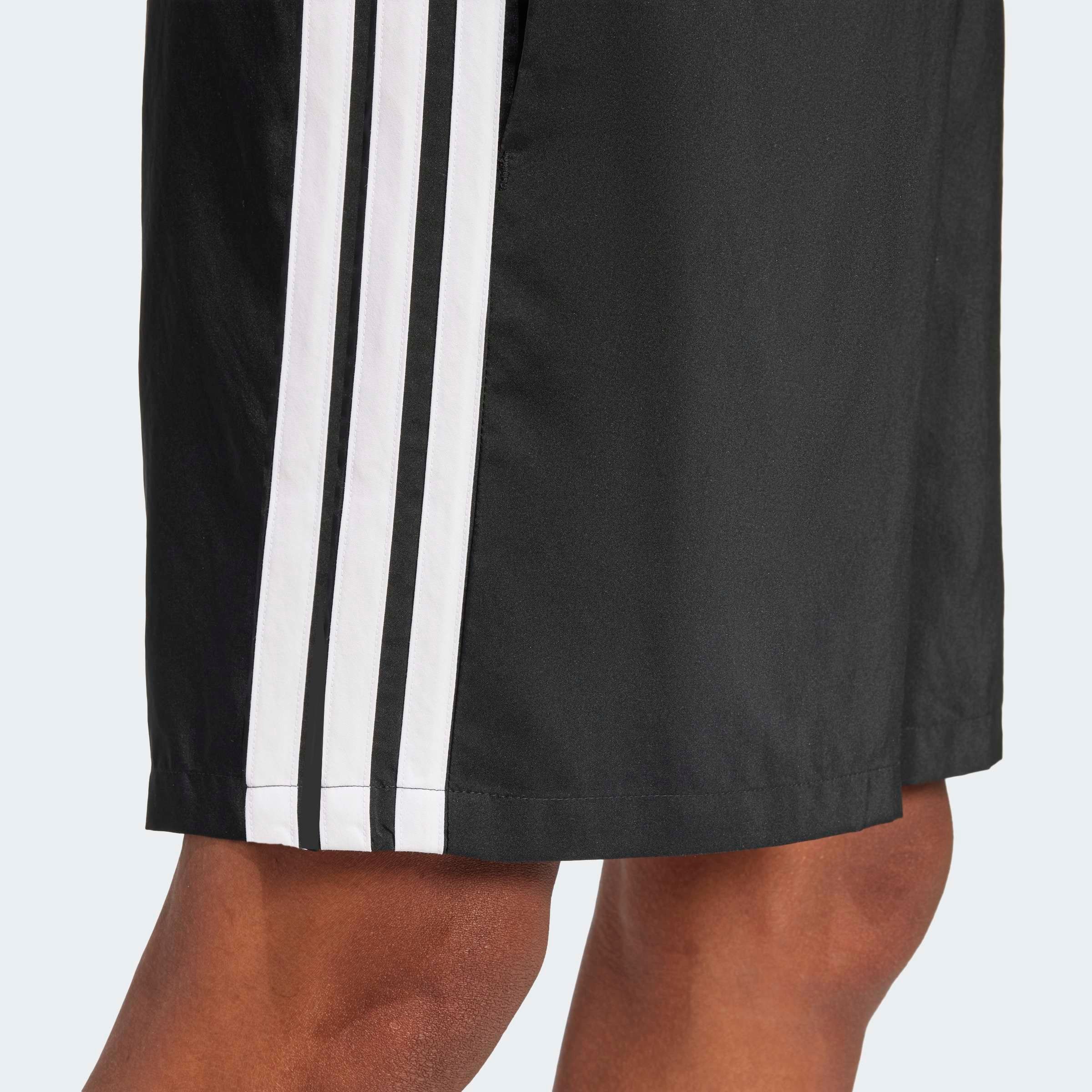 adidas Sportswear Short »ESSENTIALS 3-STREIFEN CHELSEA«  mit 3-Streifen an den Seiten, für Laufen und Sportmode