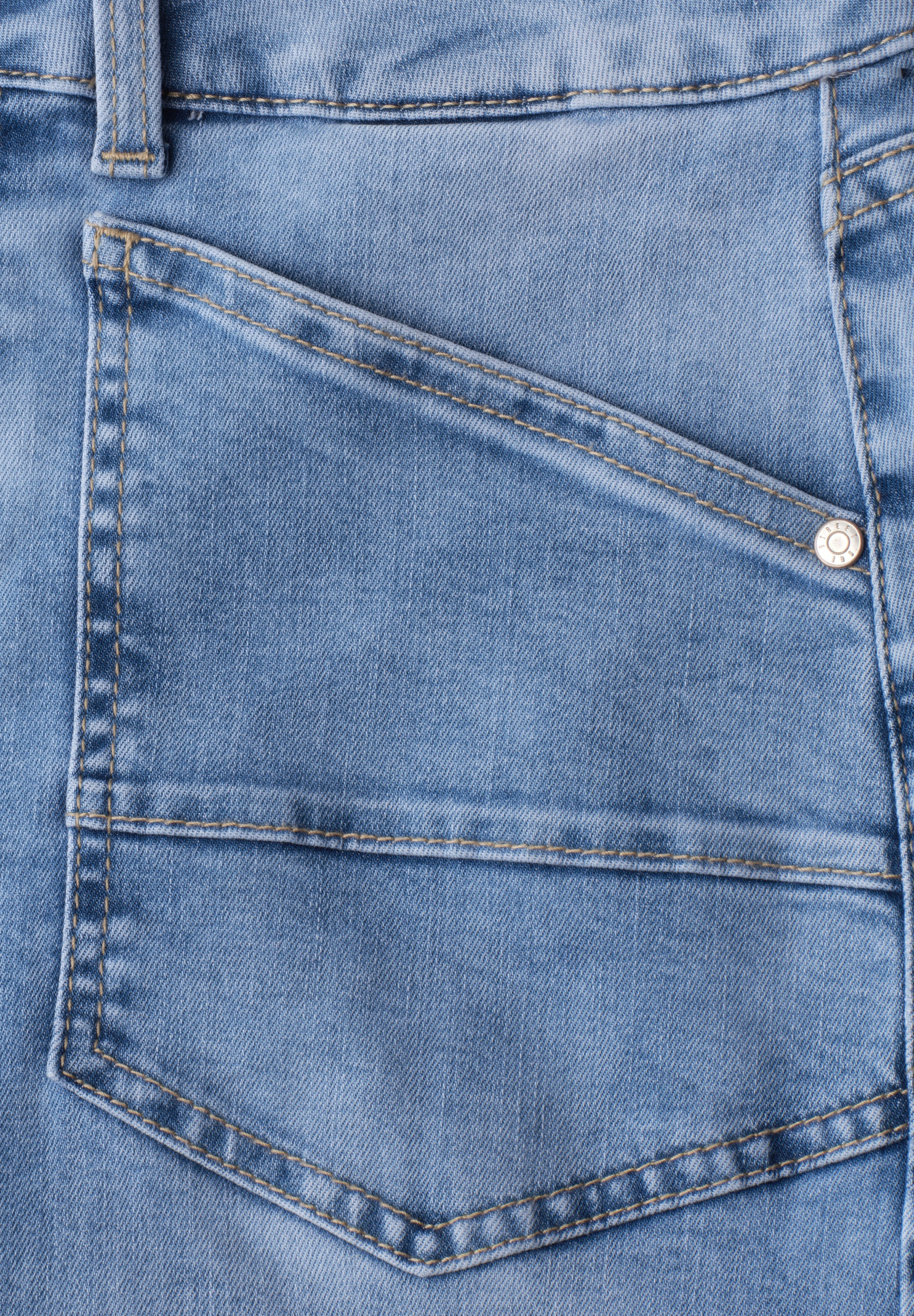STREET ONE Loose-fit-Jeans »Style Emee« Wide Legs mit Viskose und Stretch
