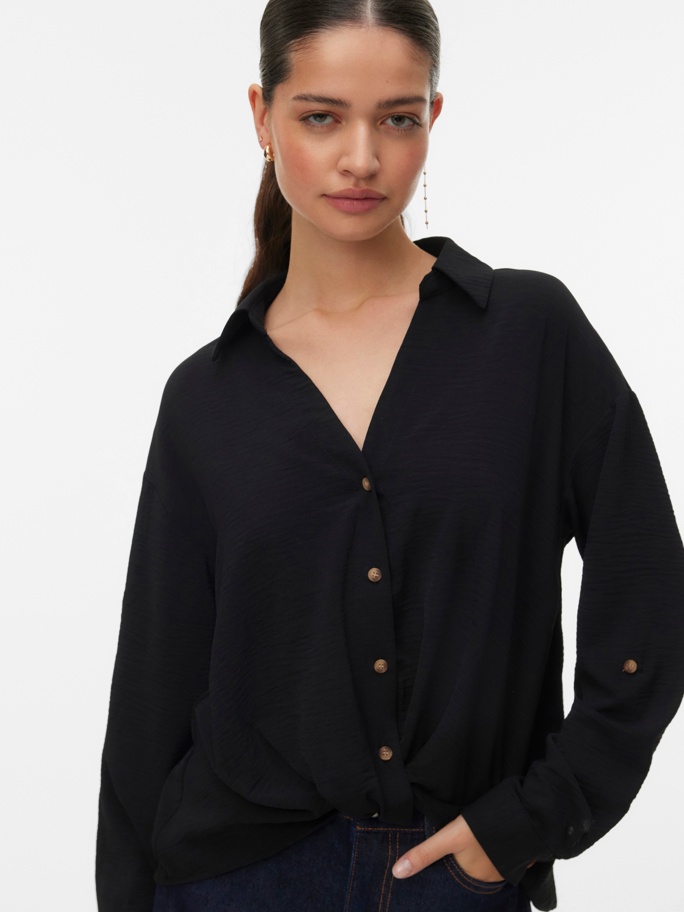 Image of Vero Moda Hemdbluse "VMIZZY LS DETAIL SHIRT WVN BTQ GA" mit geknoteter Front